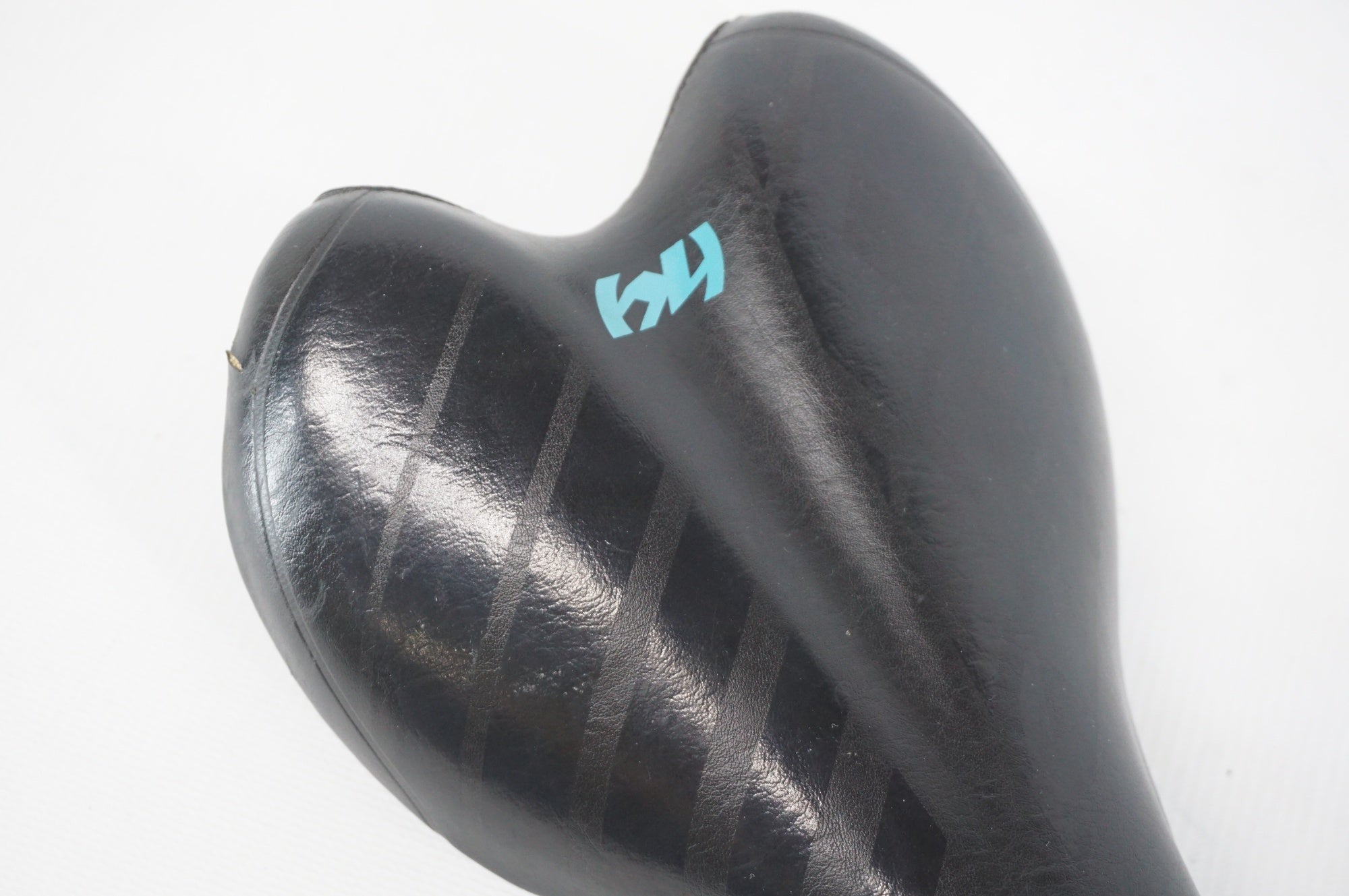 KONA 「コナ」 純正 サドル / 阪急塚口店