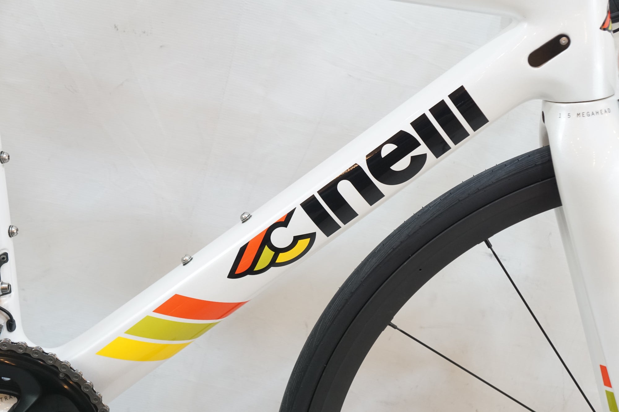 CINELLI 「チネリ」 VELTRIX 2018年モデル ロードバイク / バイチャリ浦和ベース
