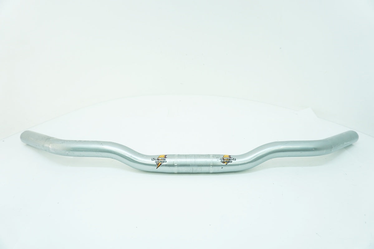 SIM WORKS 「シムワークス」 NITTO Φ25.4 530m ハンドル / 大阪美原北インター店