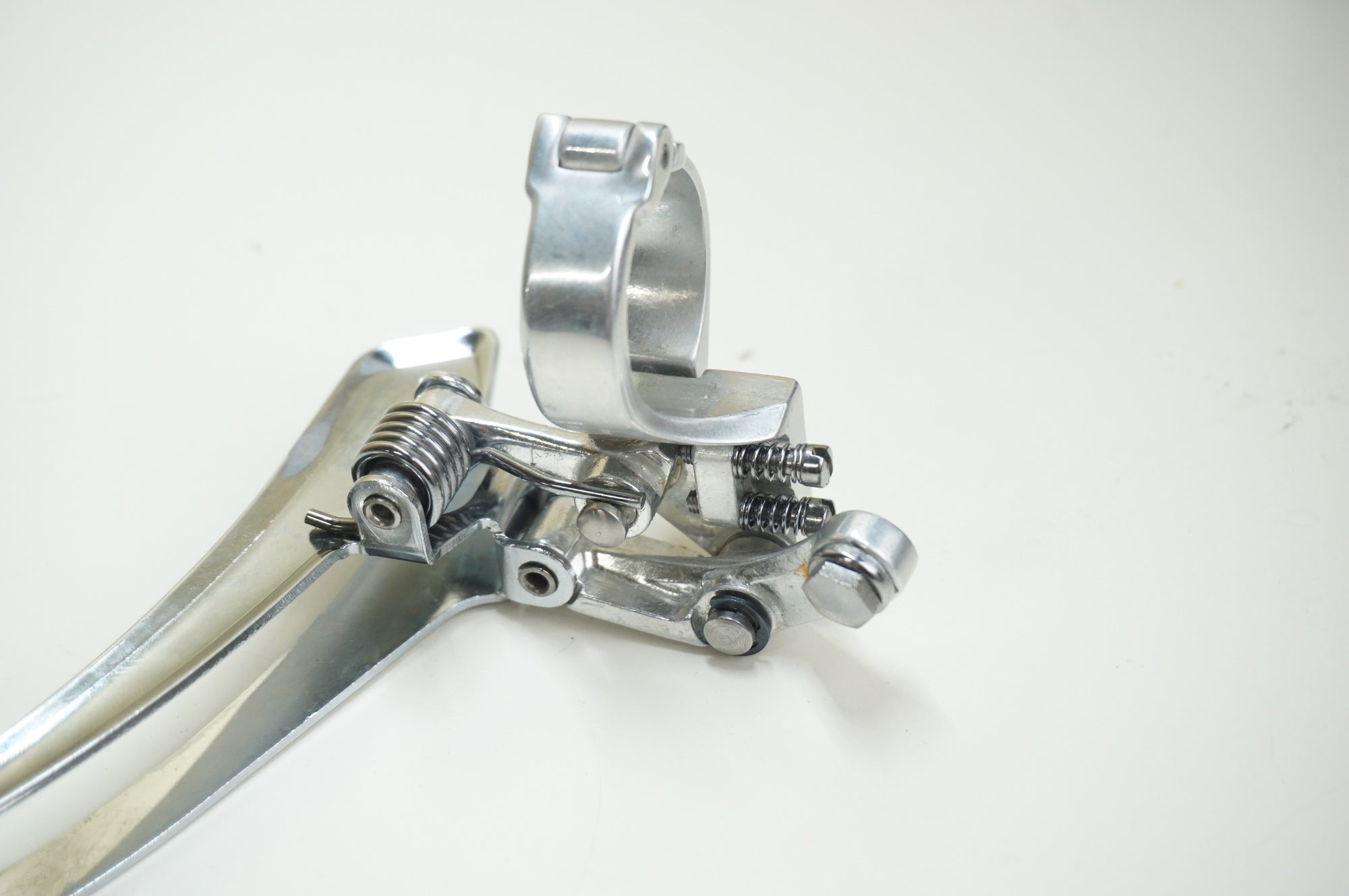 CAMPAGNOLO 「カンパニョーロ」 TRIOMPHE フロントディレイラー / 大宮店