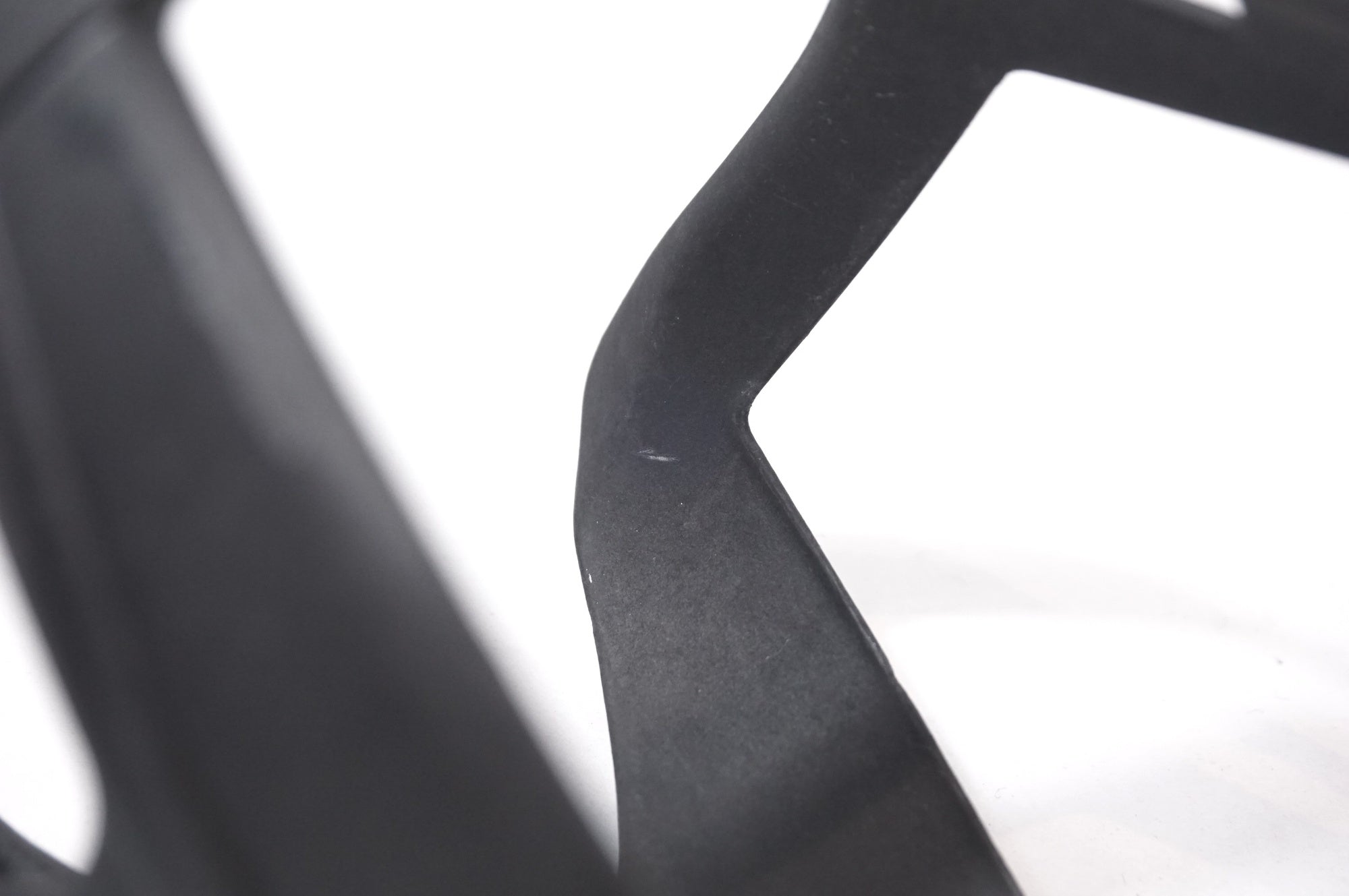 ELITE 「エリート」 DE ROSA カーボンボトルケージ / 世田谷店