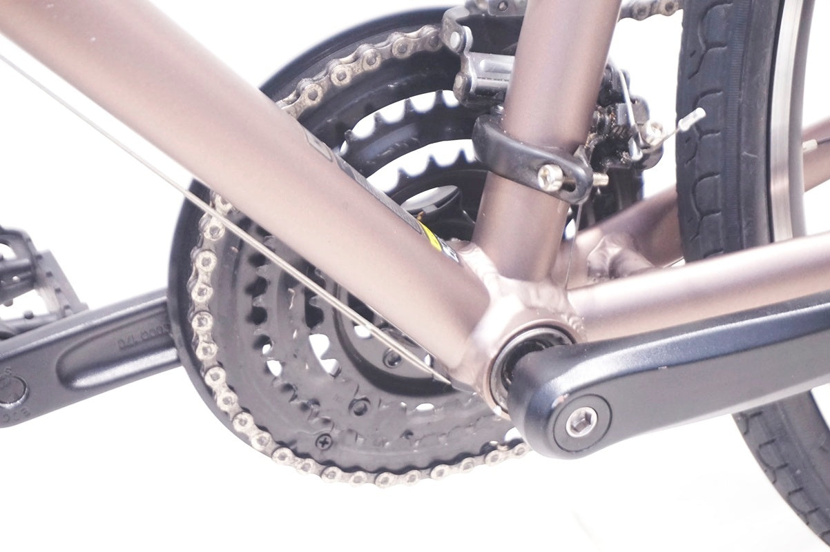 GIANT 「ジャイアント」 ESCAPE R3 2025年モデル クロスバイク / 大阪門真店