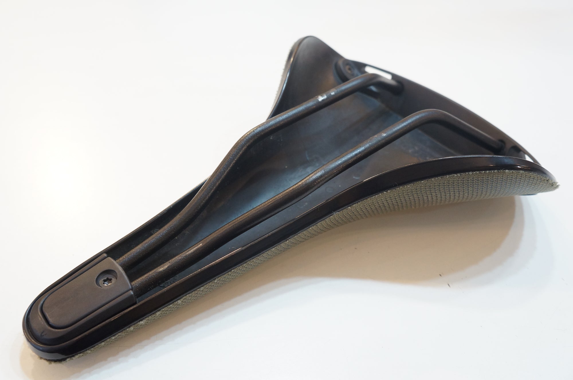 BROOKS 「ブルックス」 CAMBIUM C17 サドル / バイチャリ浦和ベース