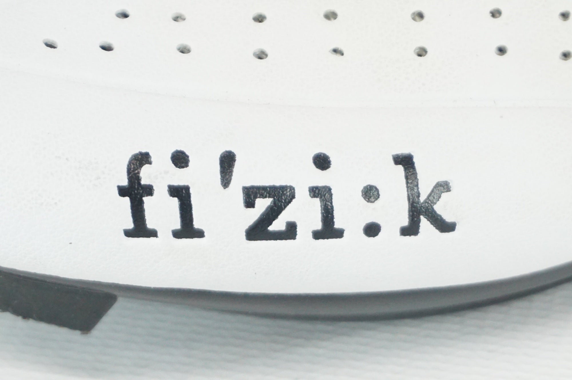 FIZIK 「フィジーク」 R5B UOMO 24.35cm シューズ / 阪急塚口店