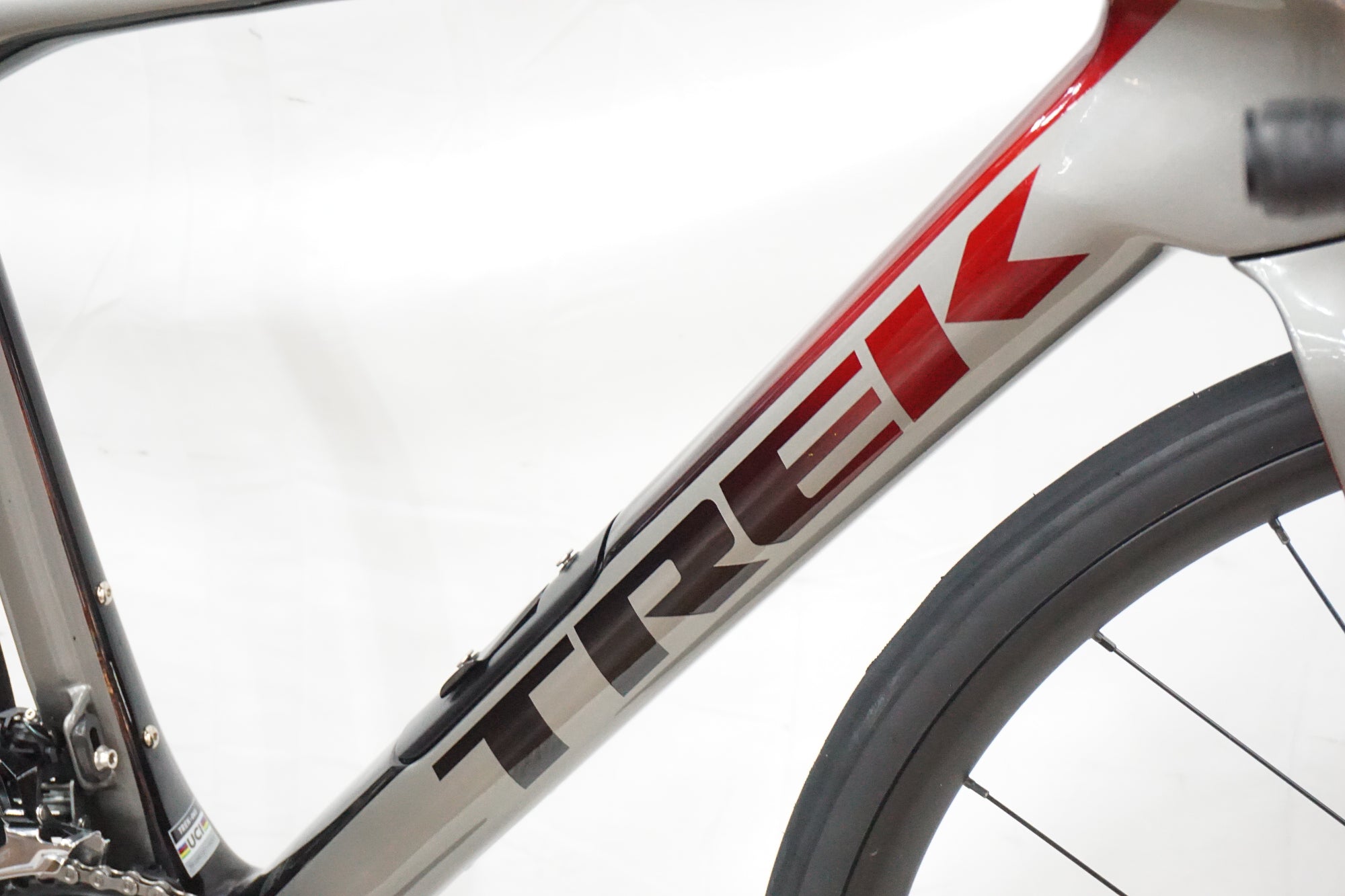 TREK 「トレック」 DOMANE SL5 GEN4 2023年モデル ロードバイク / 奈良 