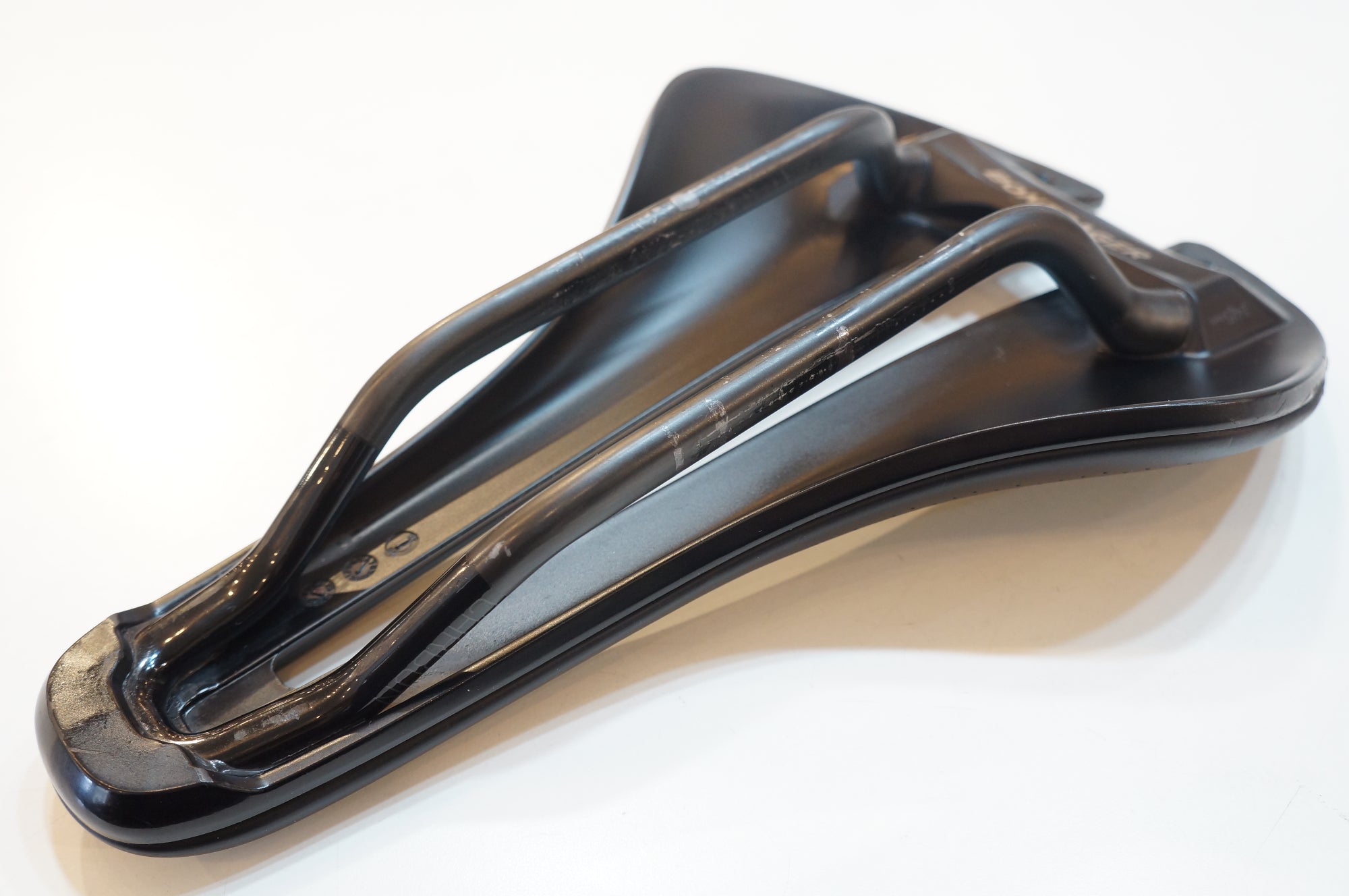 BONTRAGER 「ボントレガー」 AEOLUS PRO サドル / バイチャリ浦和