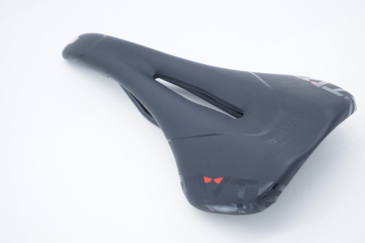 ASTUTE 「アスチュート」 STAR サドル / 滋賀大津店