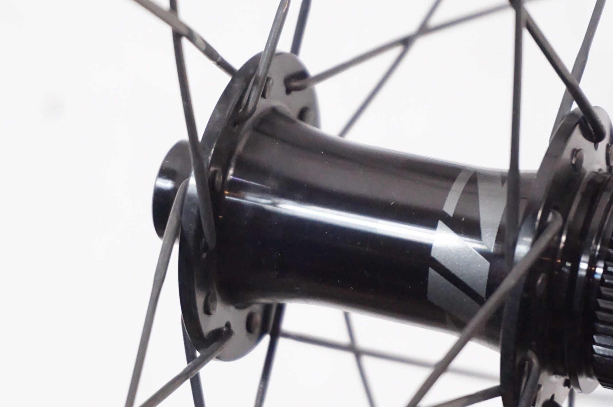 ZIPP 「ジップ」 303S TUBELESS DISC SRAM XDR ホイールセット / 世田谷店