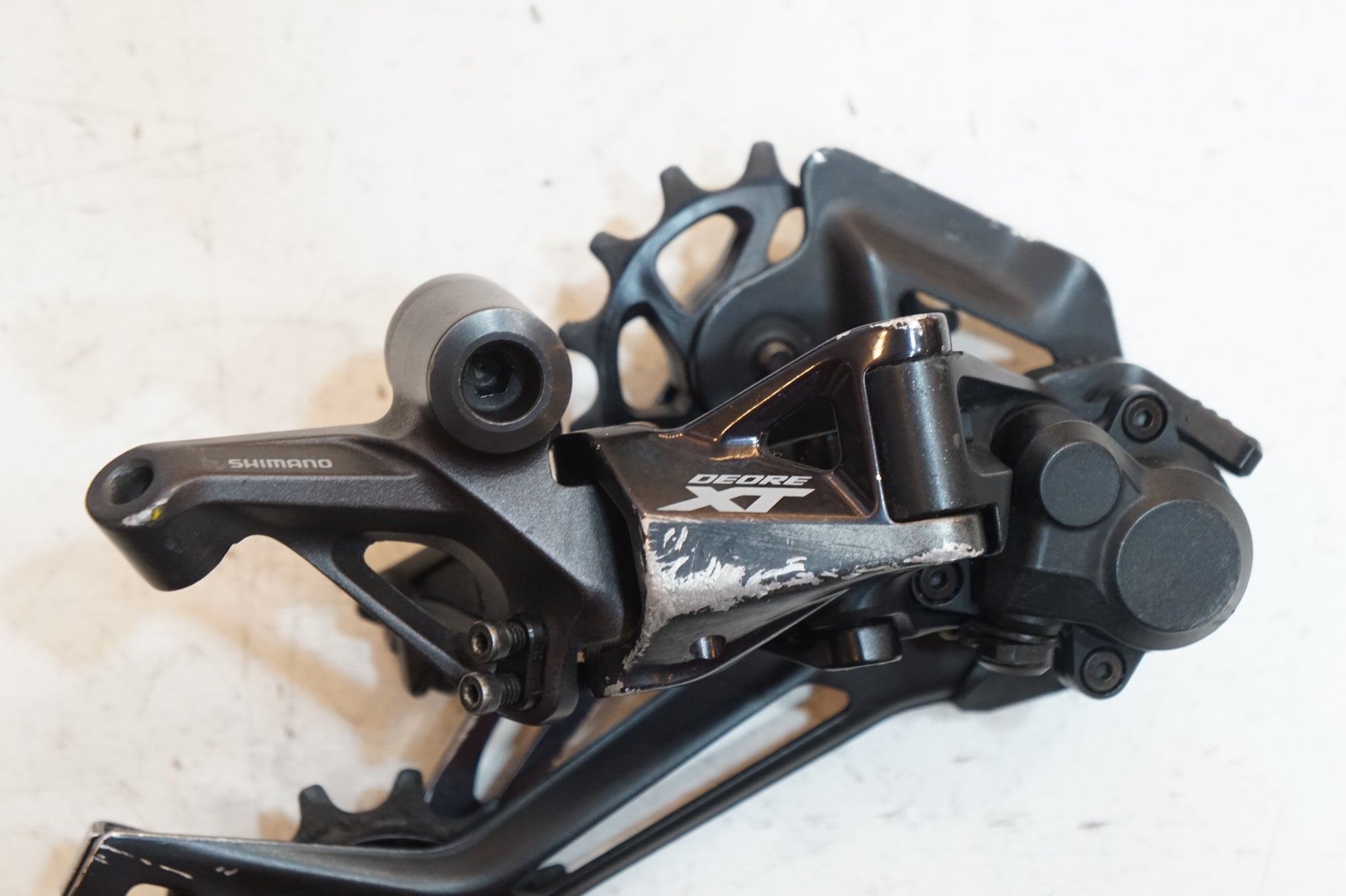 SHIMANO 「シマノ」 DEORE XT RD-M8100 リアディレイラー