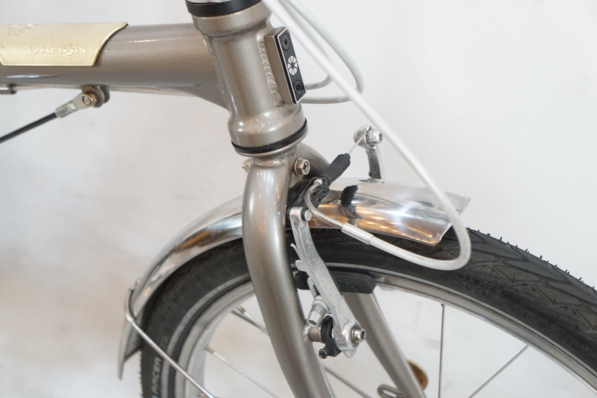 DAHON 「ダホン」 BOARDWALK D7 2024年モデル 20インチ ミニベロ / バイチャリ浦和ベース