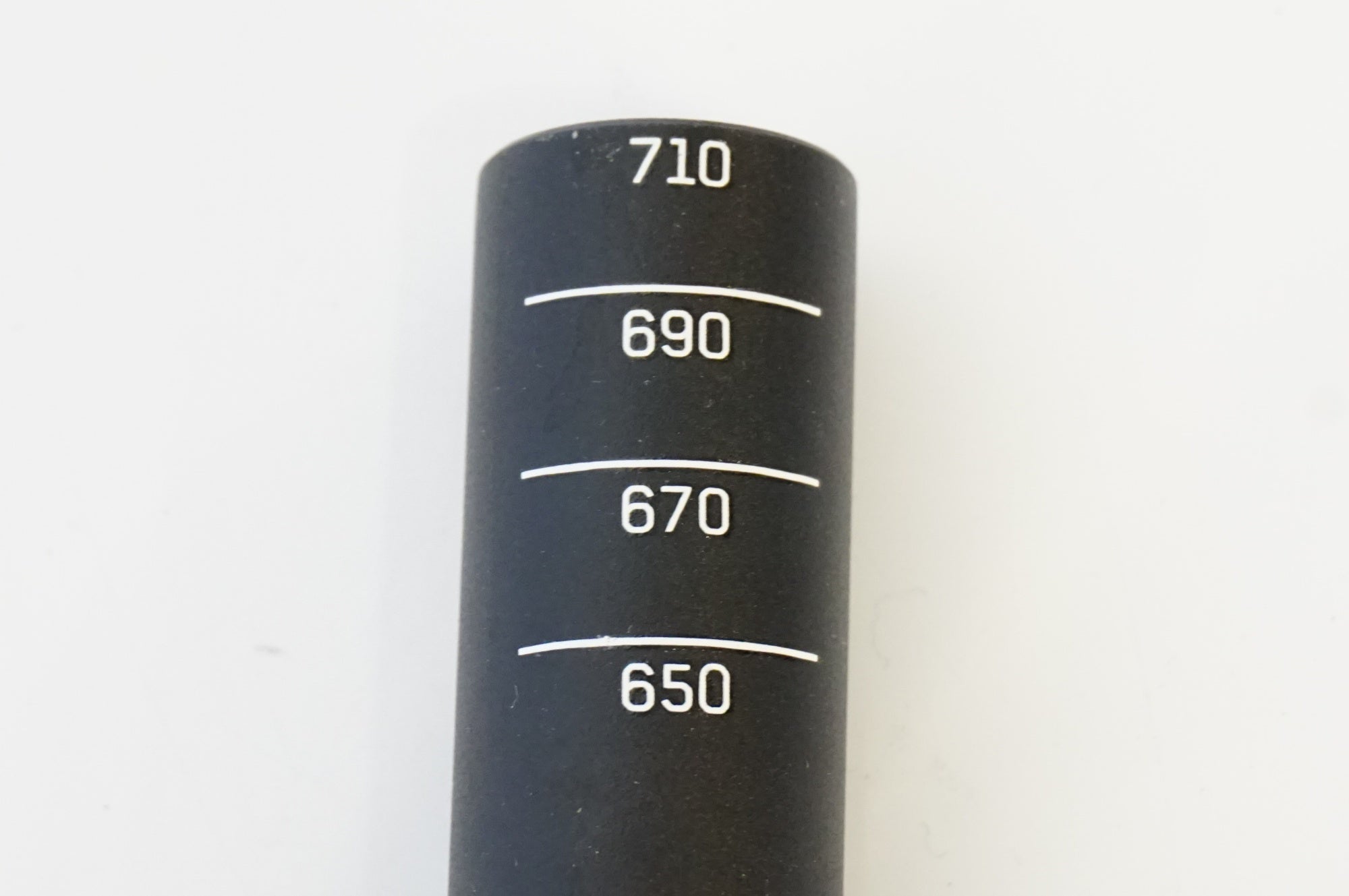 NINER 「ナイナー」 φ31.8 710mm ライザーバー / 浜松店