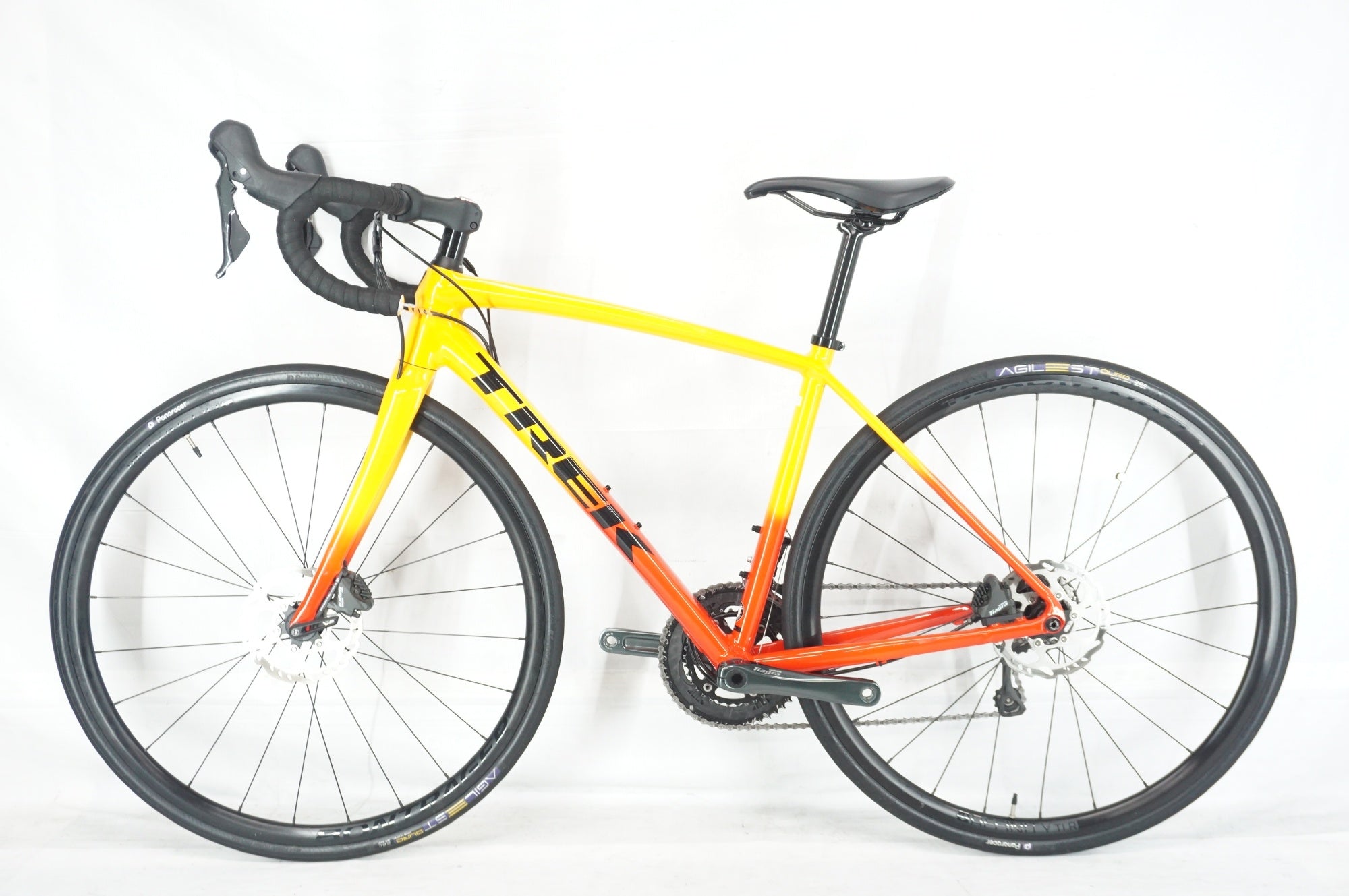 TREK 「トレック」 EMONDA ALR 4 DISC 2022年モデル ロードバイク / 阪急塚口店