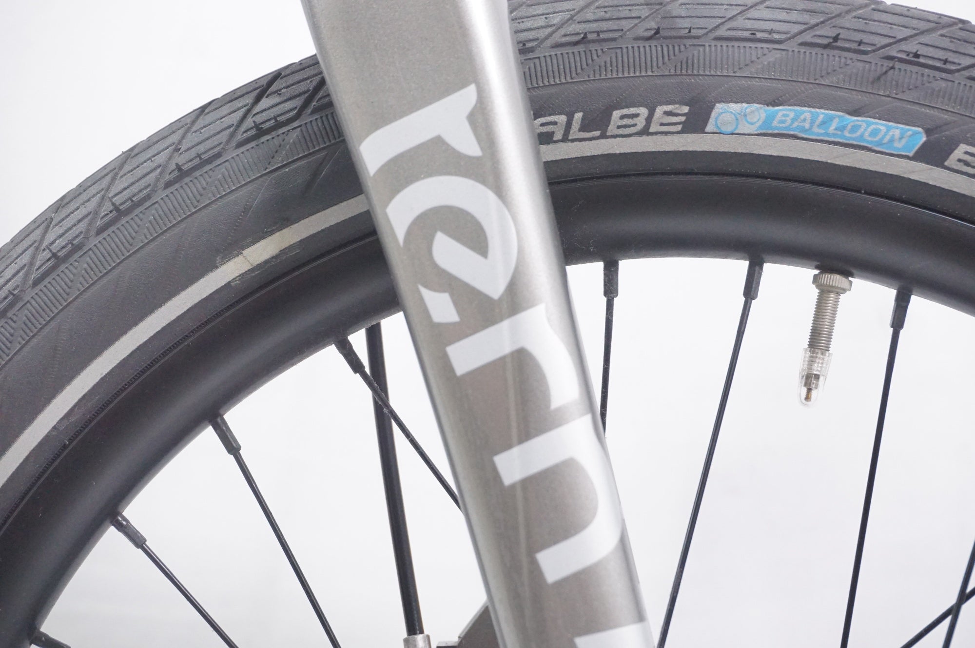 TERN 「ターン」 VEKTRON S10 2021年モデル 20インチ 電動アシスト自転車 / AKIBA店