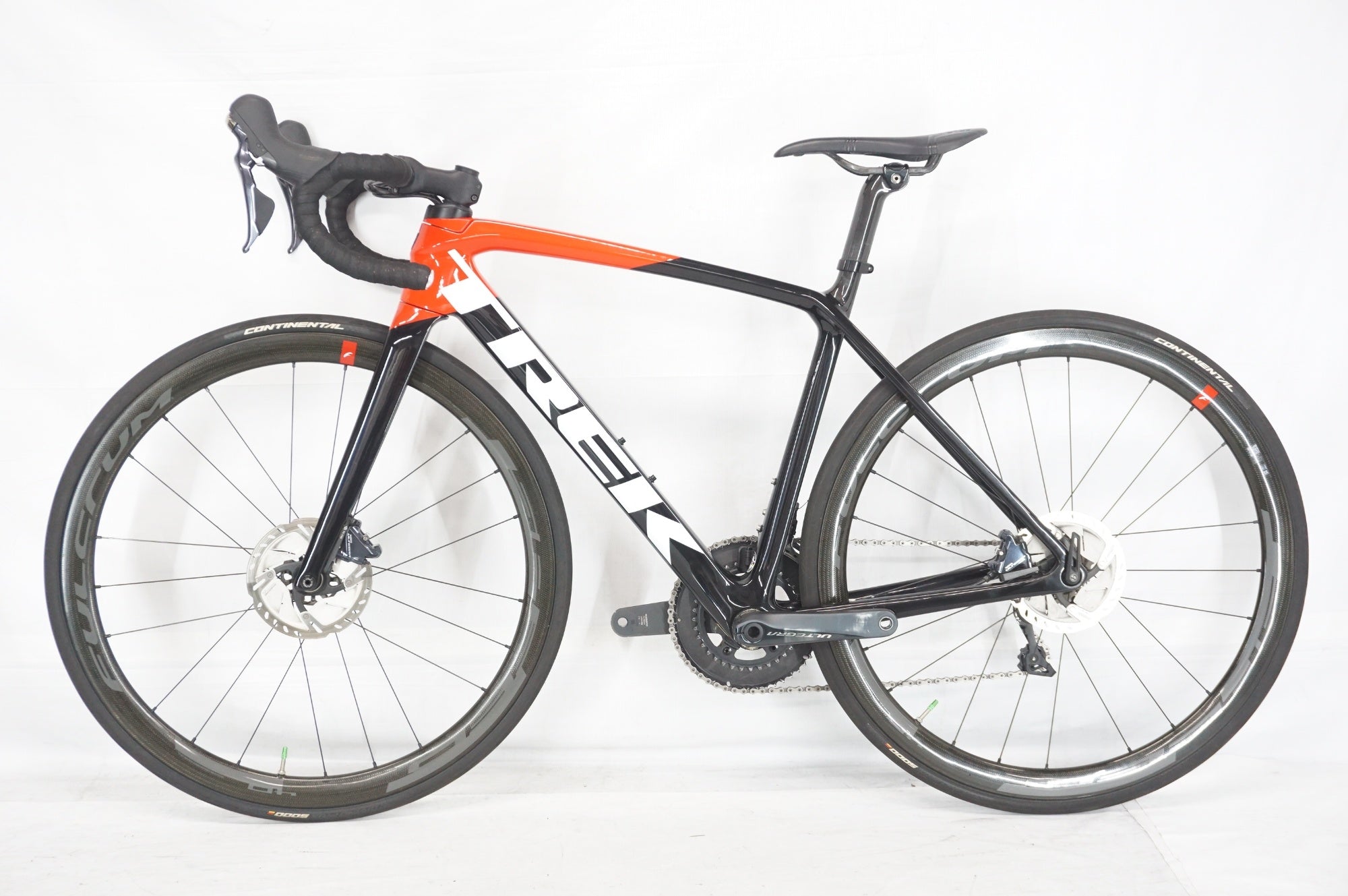 TREK 「トレック」 EMONDA SL 6 DISC 2021年モデル ロードバイク / 阪急塚口店