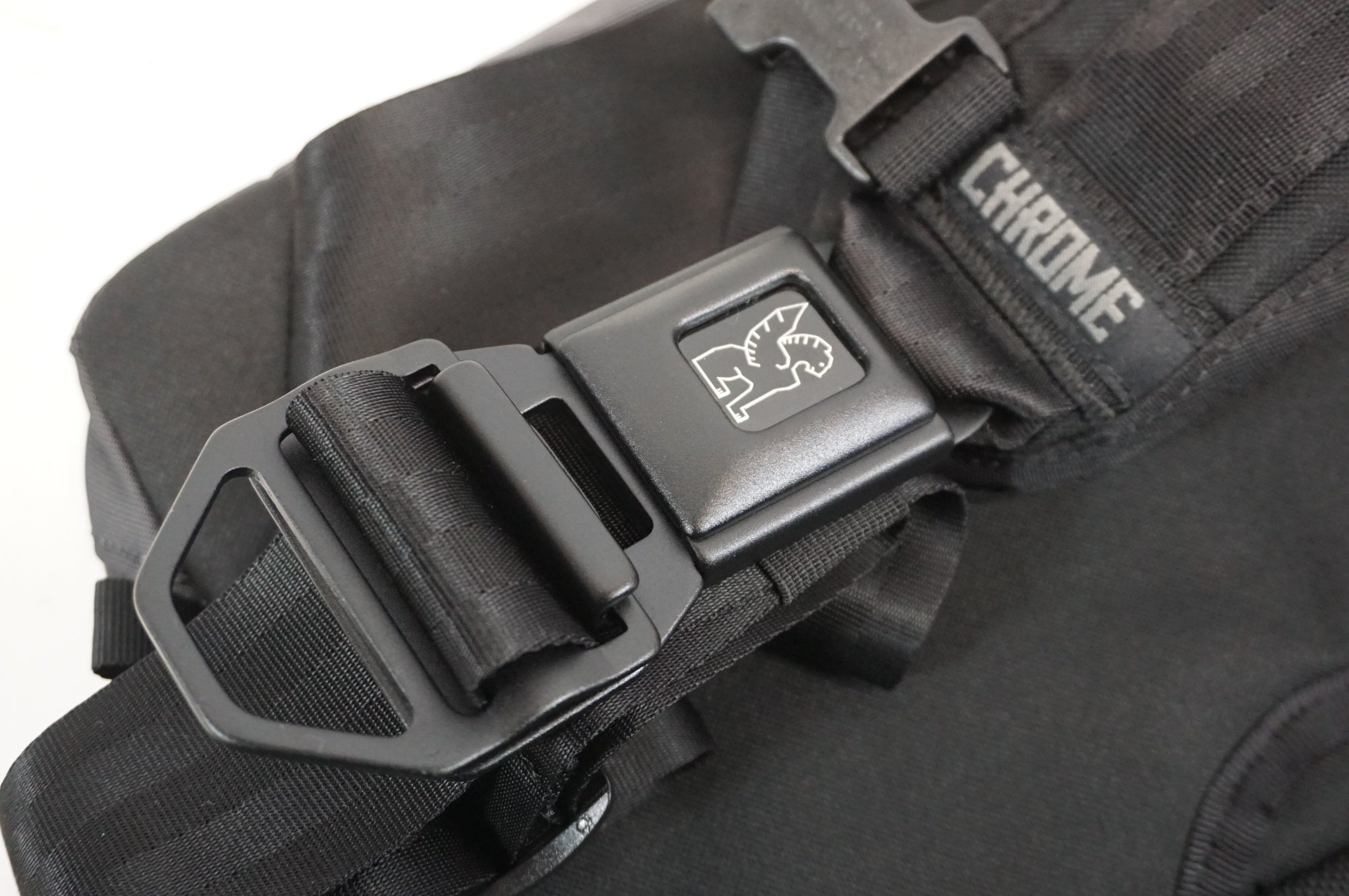 CHROME 「クローム」 KADET MESSENGER ボディバッグ / 宇都宮店