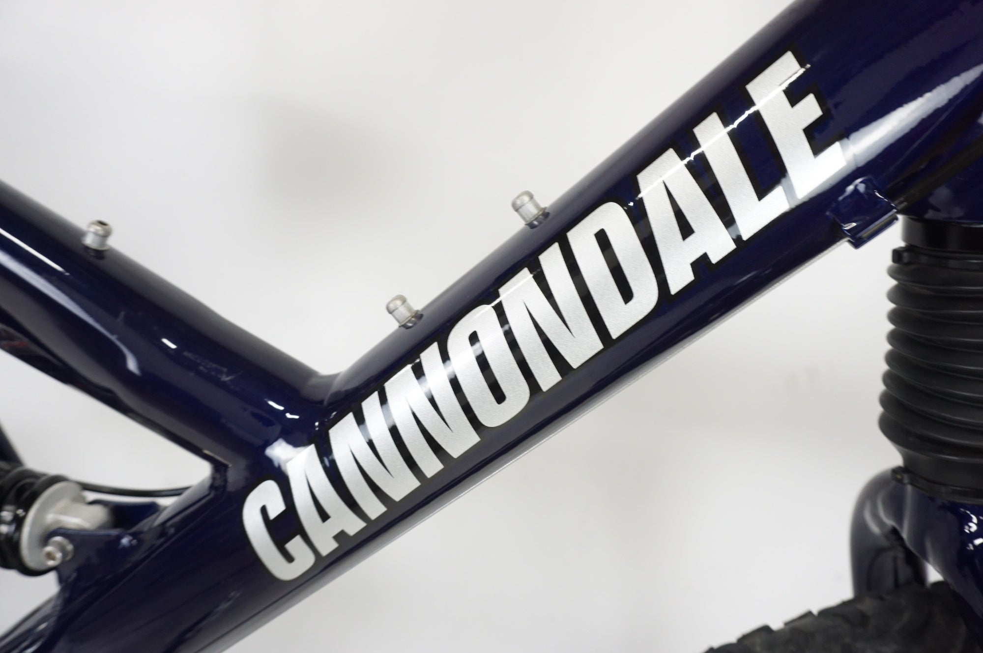 CANNONDALE 「キャノンデール」 SUPER V400 1998年モデル マウンテンバイク / 大宮店
