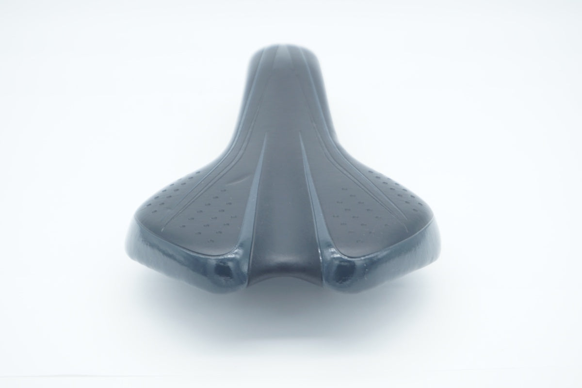 VELO 「ベロ」 サドル / 滋賀大津店