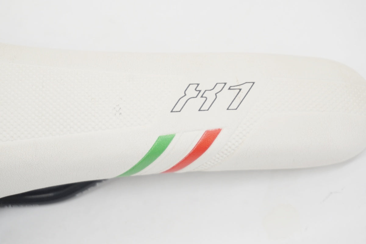 COLNAGO「コルナゴ」 H1 サドル / 京都八幡店