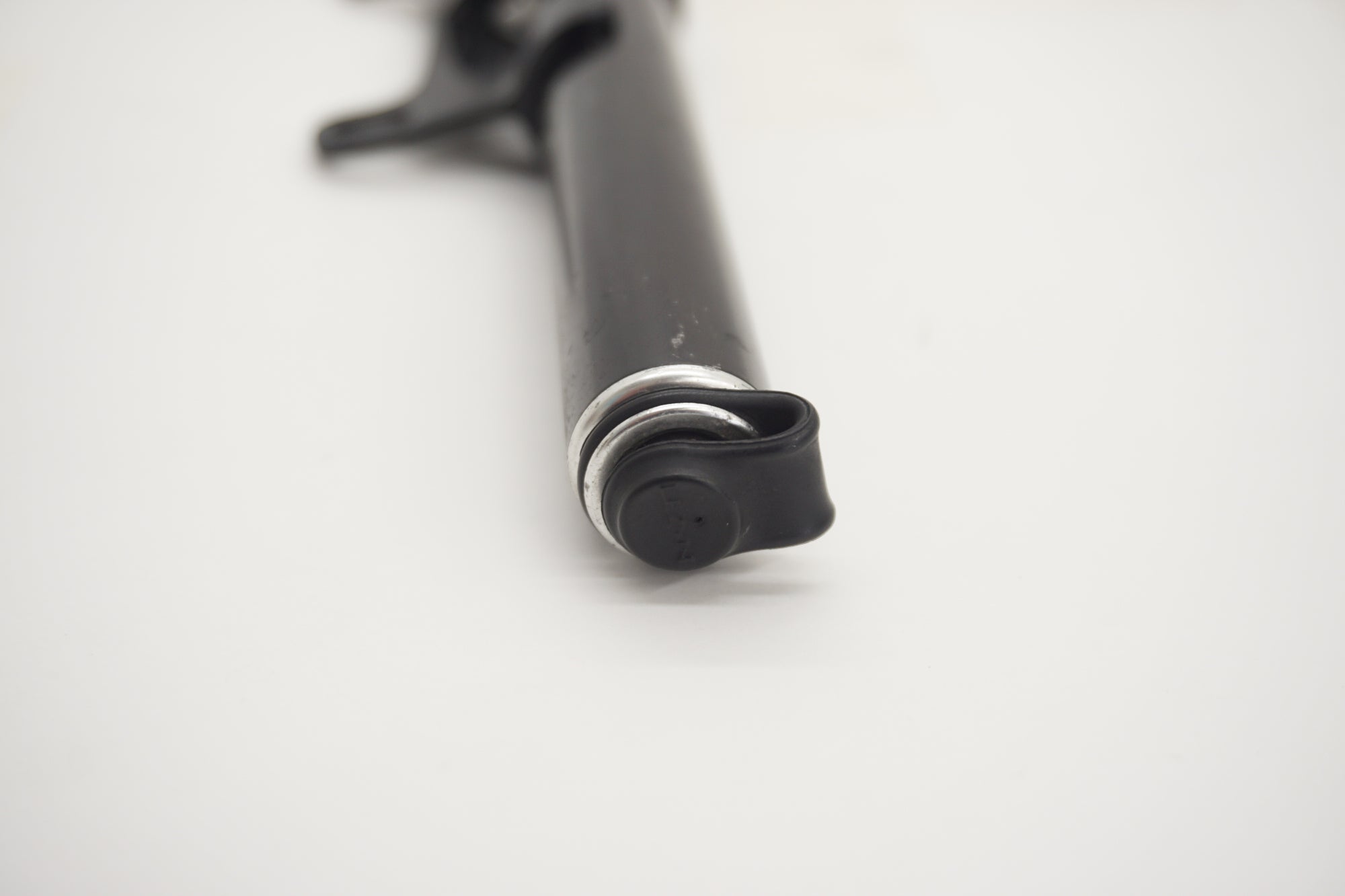 LEZYNE 「レザイン」 ROAD DRIVE 携帯ポンプ / 京都八幡店