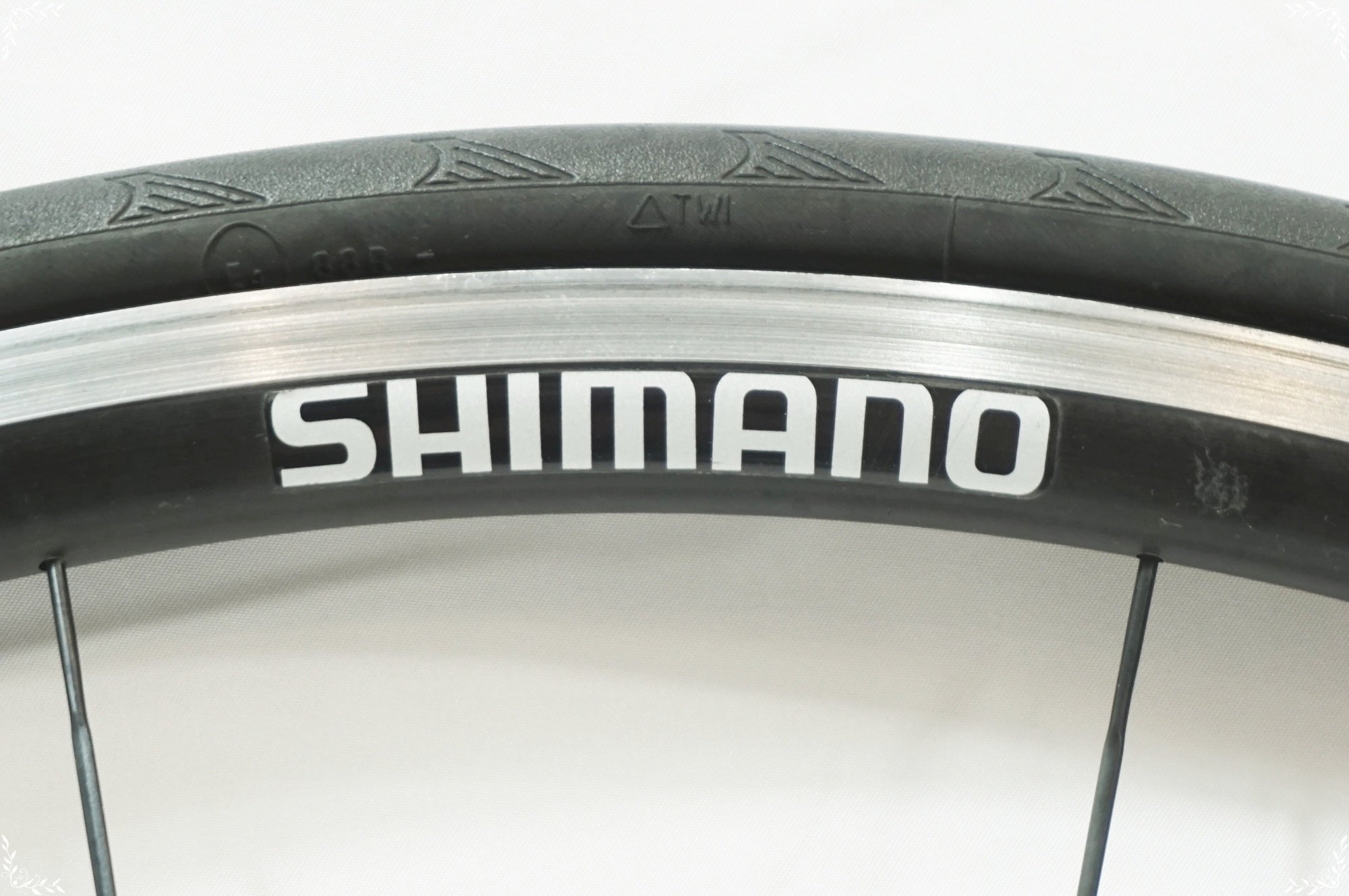 SHIMANO WH-R561 105グレード 700c 10sホイールセット Shimano 105 R561