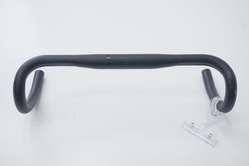 Giant Contact SLR ハンドルバー 420mm幅　イチ様 GIANT NEW CONTACT SLR HANDLEの日本発売が決定！ | ロードバイクレター
