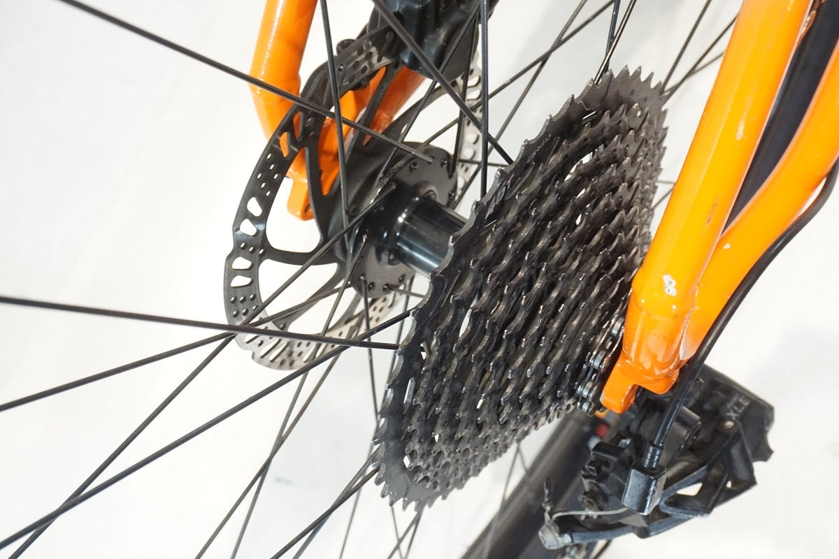 GT 「ジーティー」 AVALANCHE ELITE 2022年モデル マウンテンバイク