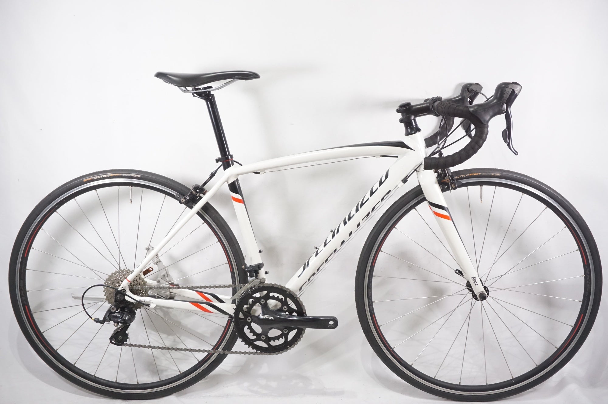 SPECIALIZED 「スペシャライズド」 ALLEZ SPORT 2016年モデル ロードバイク / AKIBA店