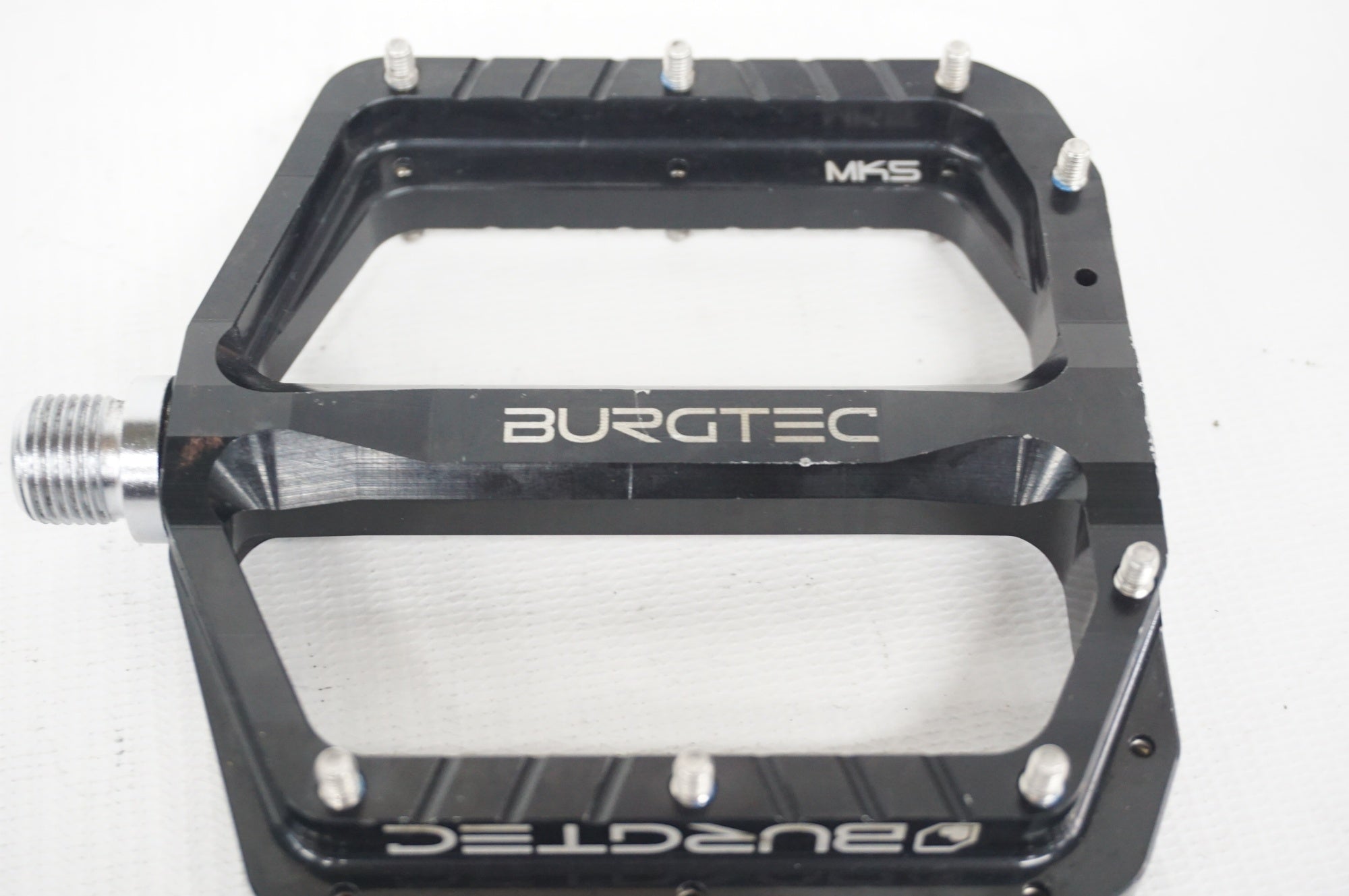 BURGTEC 「バーグテック」 MK5 ペダル / 阪急塚口店