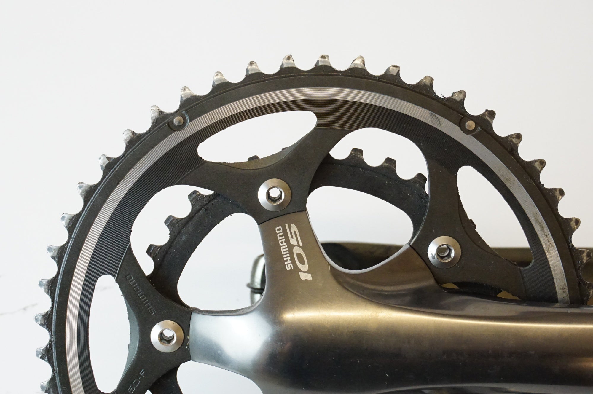 SHIMANO 「シマノ」 105 FC-5600 50-34T 172.5mm クランクセット