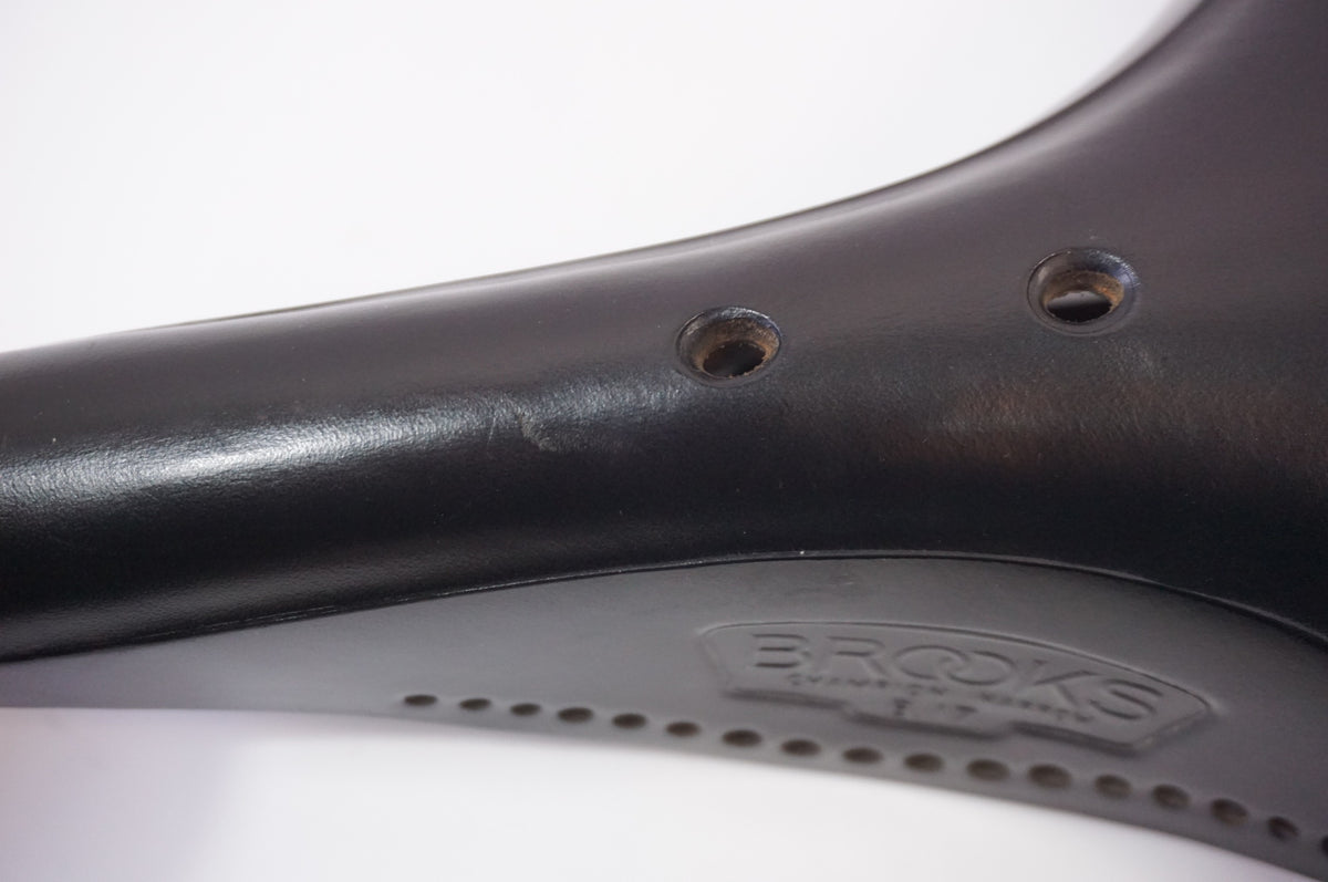 BROOKS 「ブルックス」 B17 STD サドル / 世田谷店
