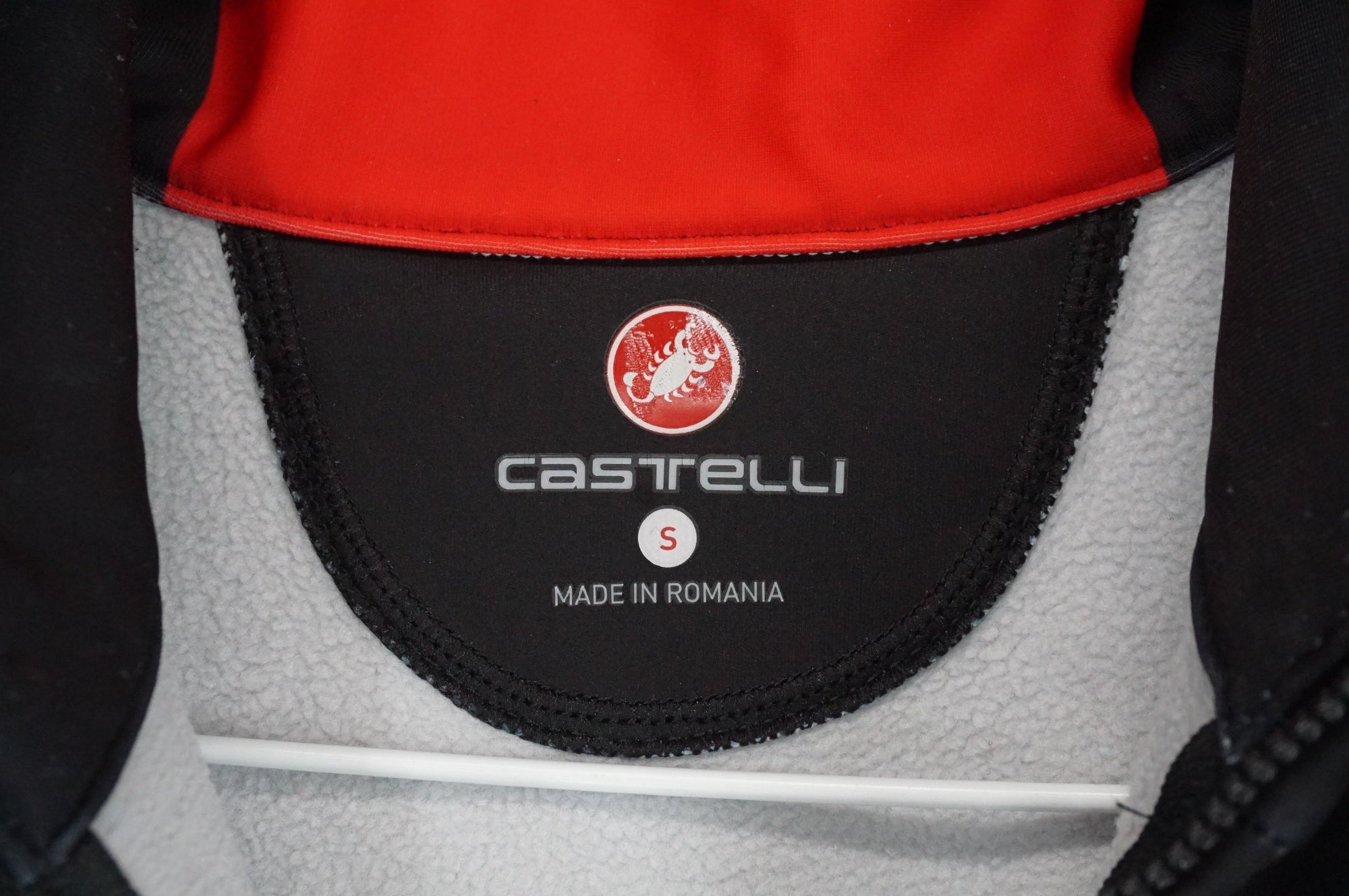 CASTELLI 「カステリ」 Sサイズ 冬用ジャケット / 阪急塚口店