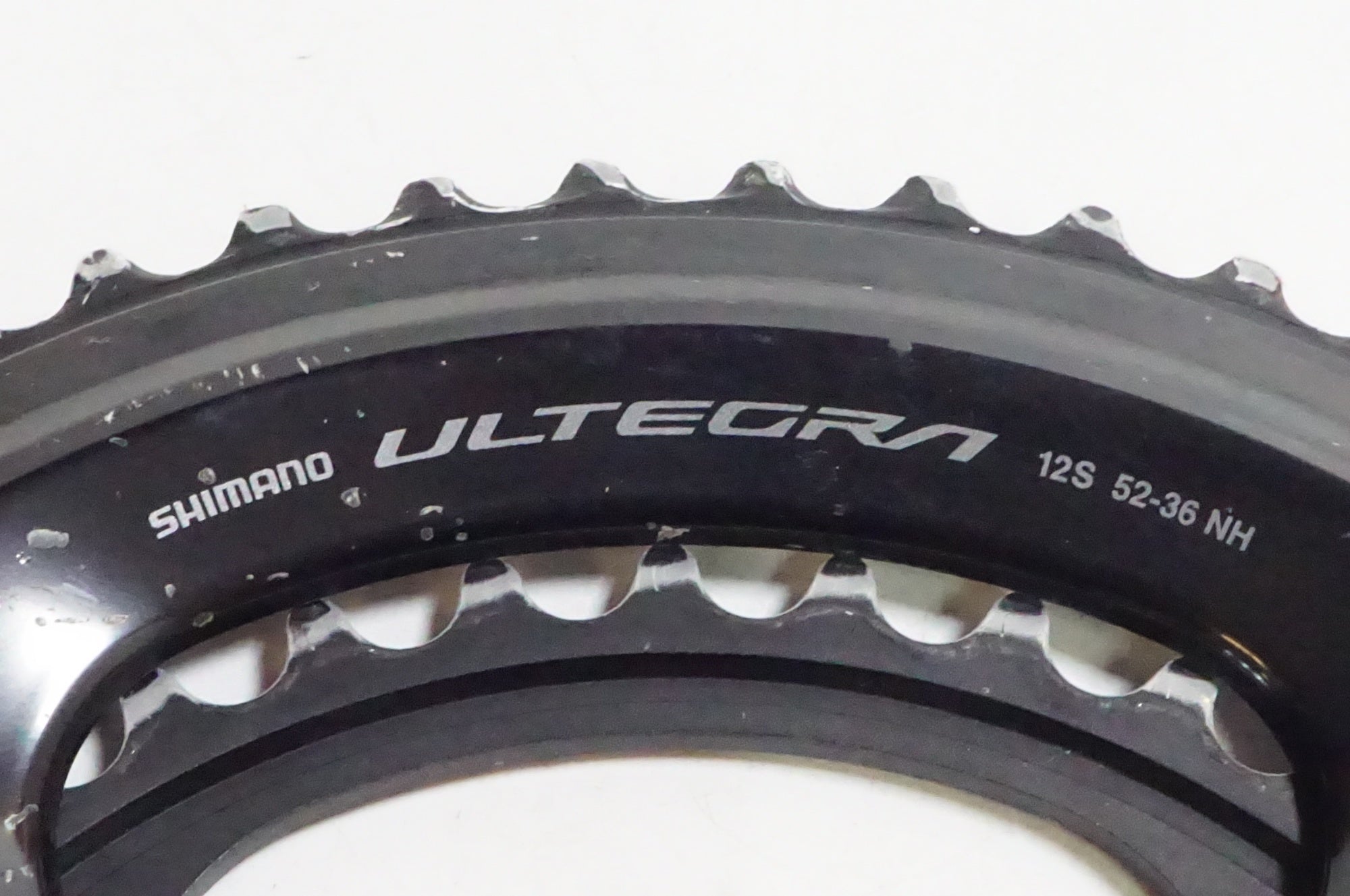 SHIMANO ULTEGRA R8100チェーンリング　52/36 SHIMANO 「シマノ」 ULTEGRA R8100 52-36T チェーンリング / 熊谷本店