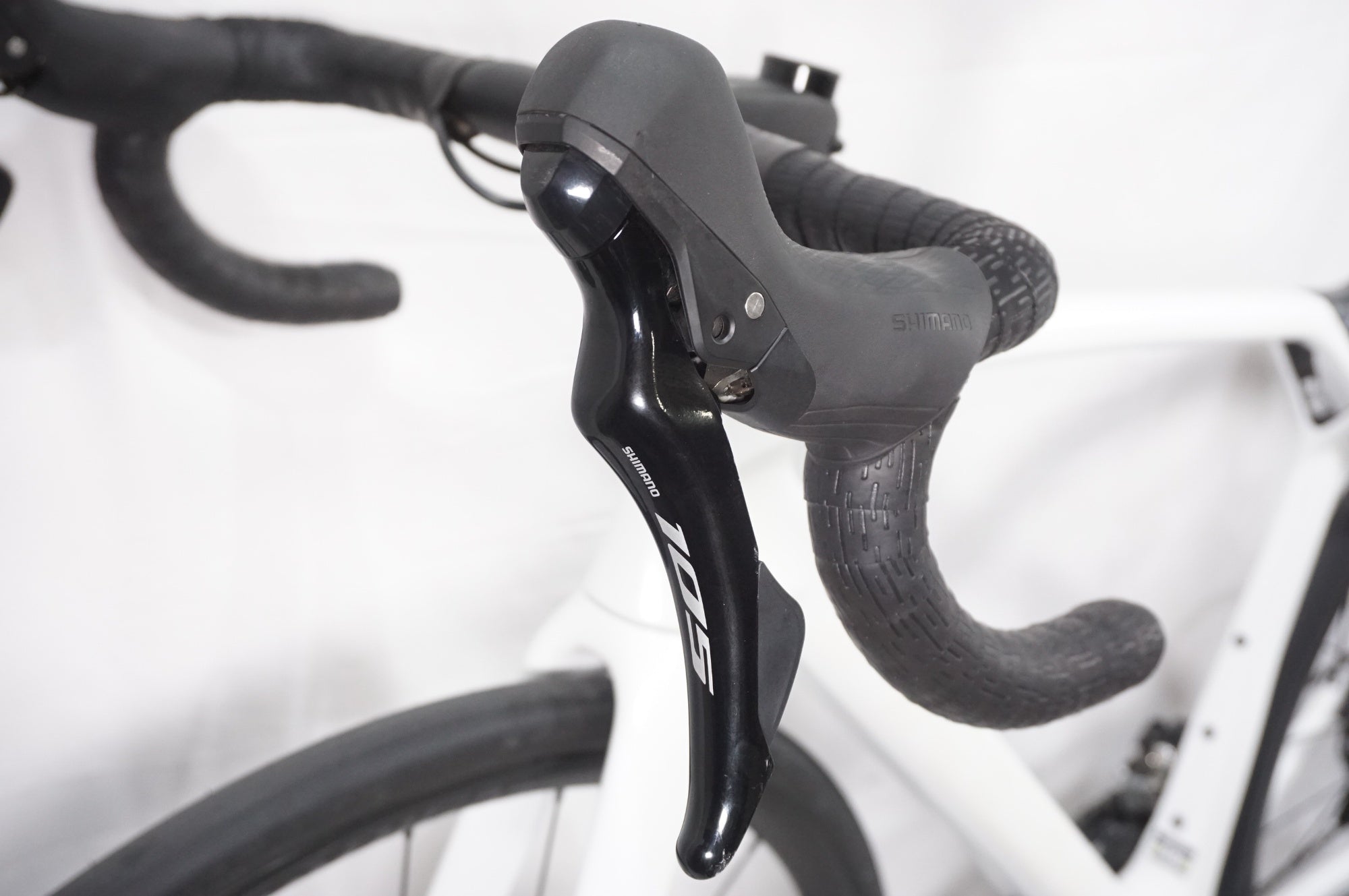 TREK 「トレック」 MADONE SL 5 (GEN 8) 2026年モデル ロードバイク