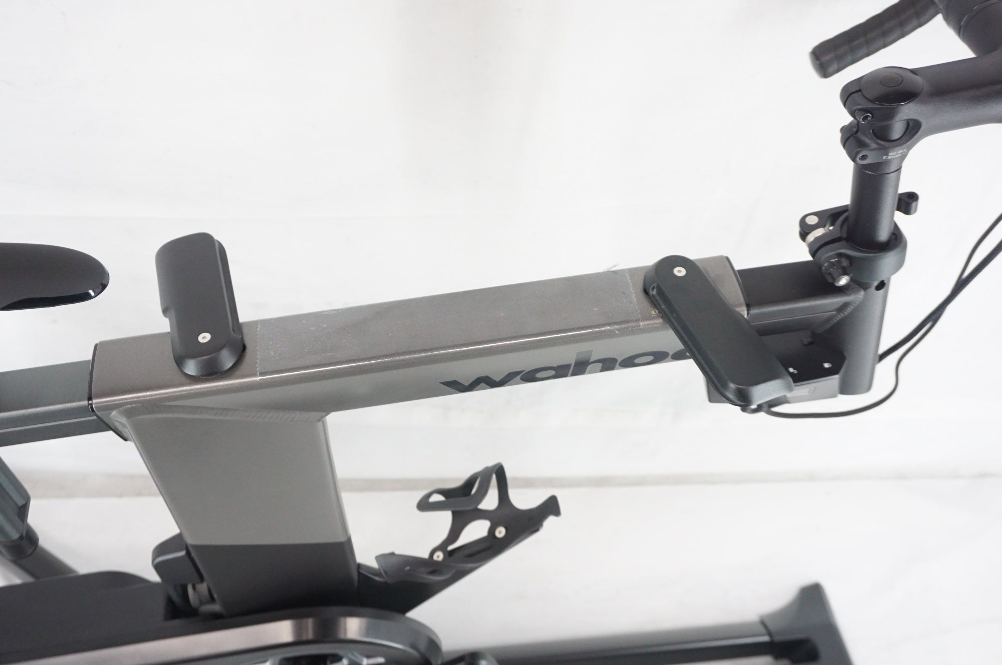 ジャンク WAHOO 「ワフー」 KICKR BIKE スマートバイク / 阪急塚口店
