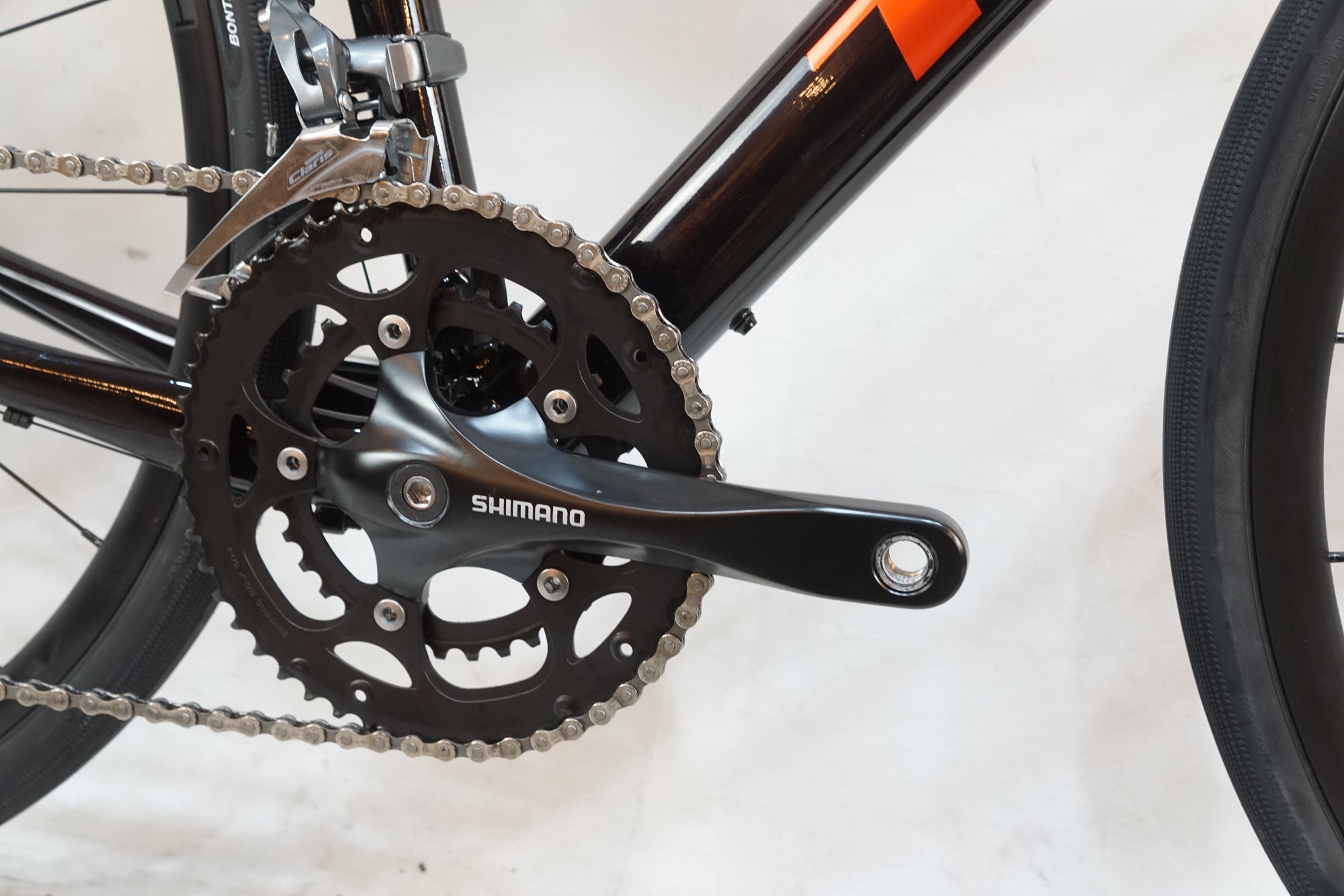 TREK 「トレック」 DOMANE AL 2 GEN 4 2025年モデル ロードバイク
