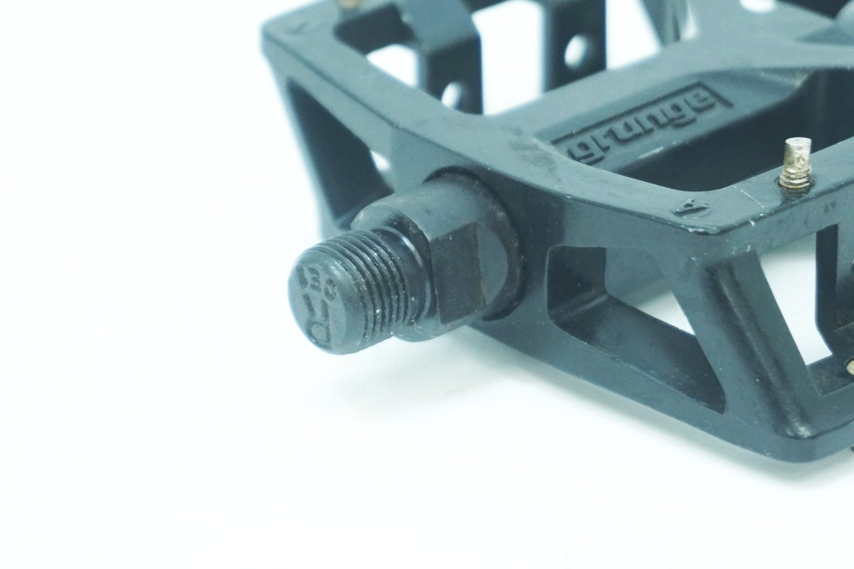 GRUNGE 「グランジ」 ペダル / 大阪美原北インター店