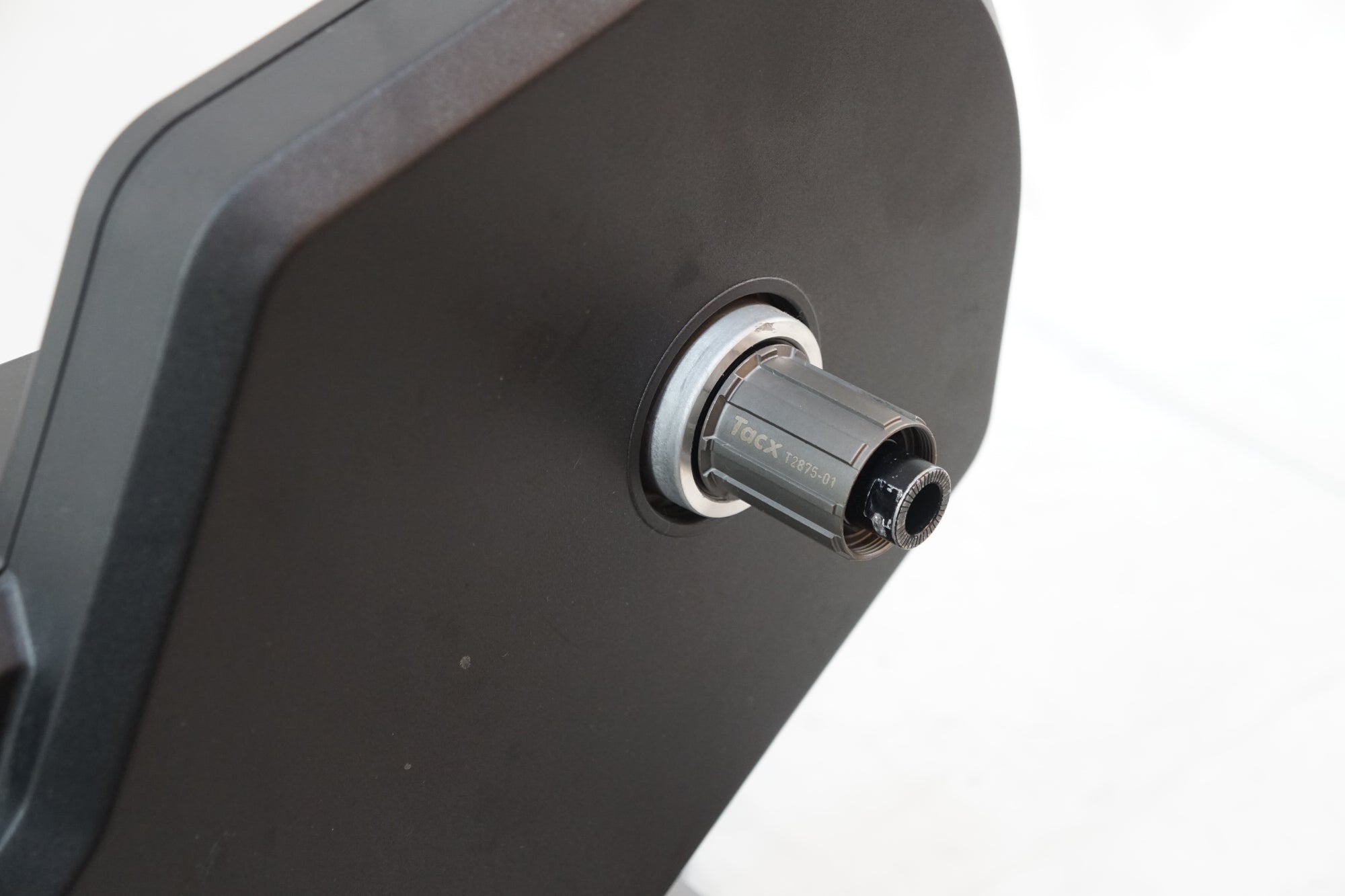 TACX 「タックス」 FLUX S SMART T2900S スマートトレーナー / バイチャリ浦和ベース