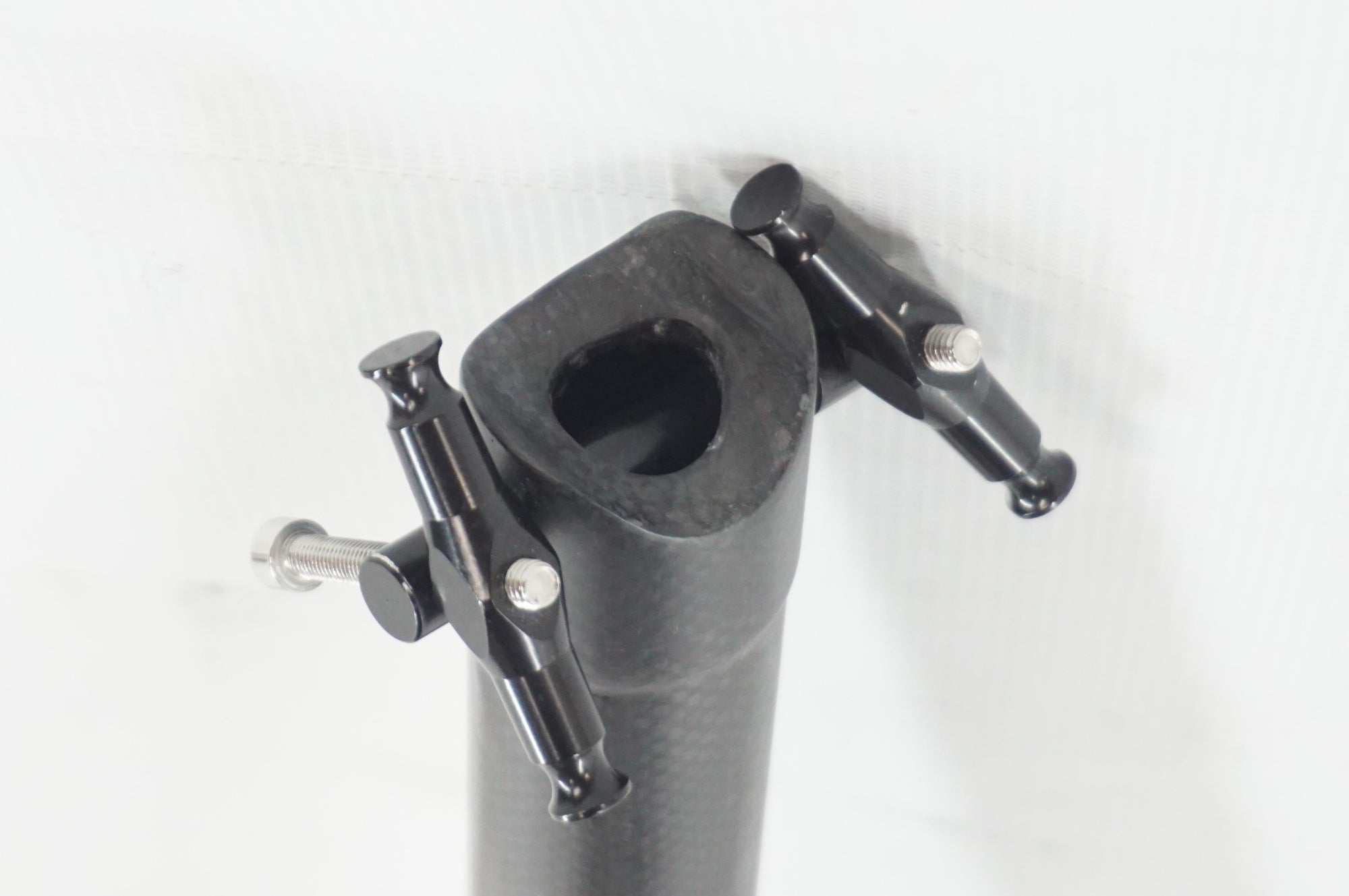 ブランド不明 Φ33.9 610mm カーボンシートポスト / 阪急塚口店