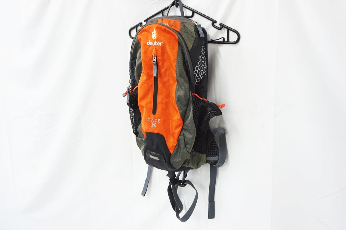 【美品】deuter／Race10／黒／廃盤モデル／二回使用／GW特価／値引済 DEUTER 「ドイター」 RACE X バックパック / 奈良店 ｜ バイチャリ公式