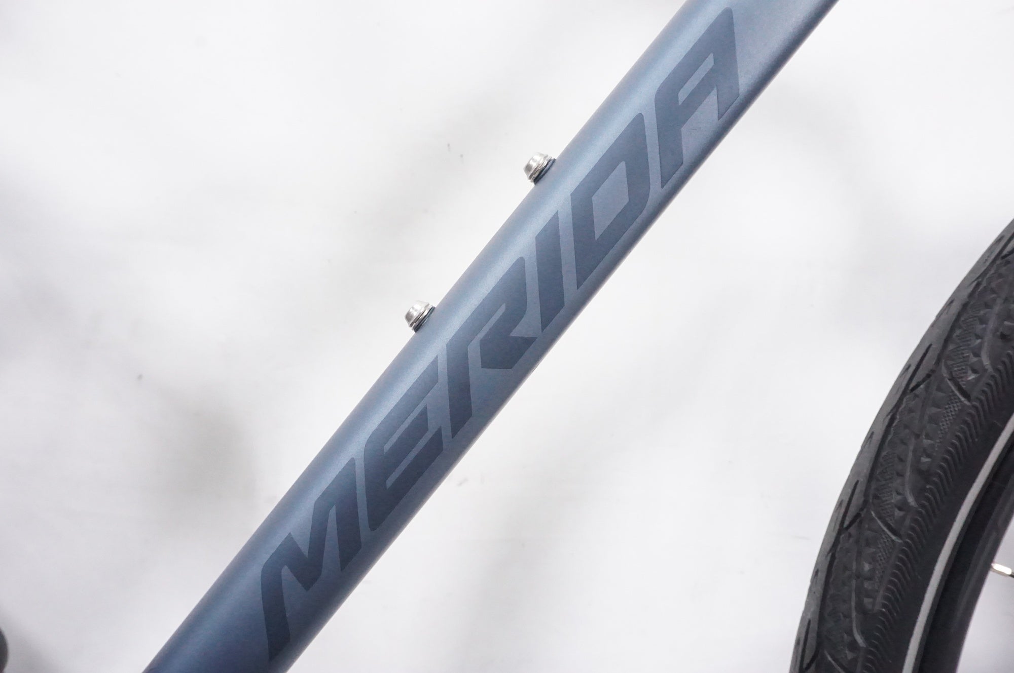 MERIDA 「メリダ」 CROSSWAY XT EDITION 2023年モデル クロスバイク / AKIBA店