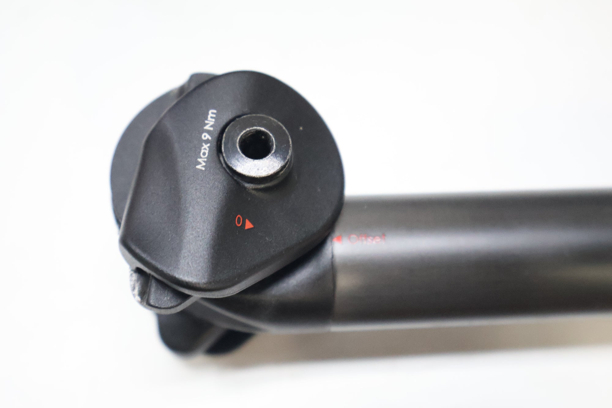 3T 「スリーティー」 ZERO 25 TEAM STEALTH Φ27.2 350mm カーボンシートポスト / 高知店