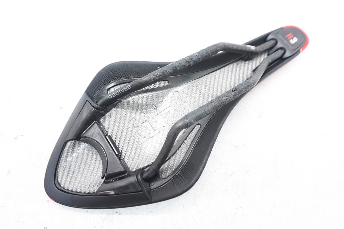 FIZIK 「フィジーク」 ARIONE R3 CARBONBRAIDED RAIL サドル / 大阪門真店