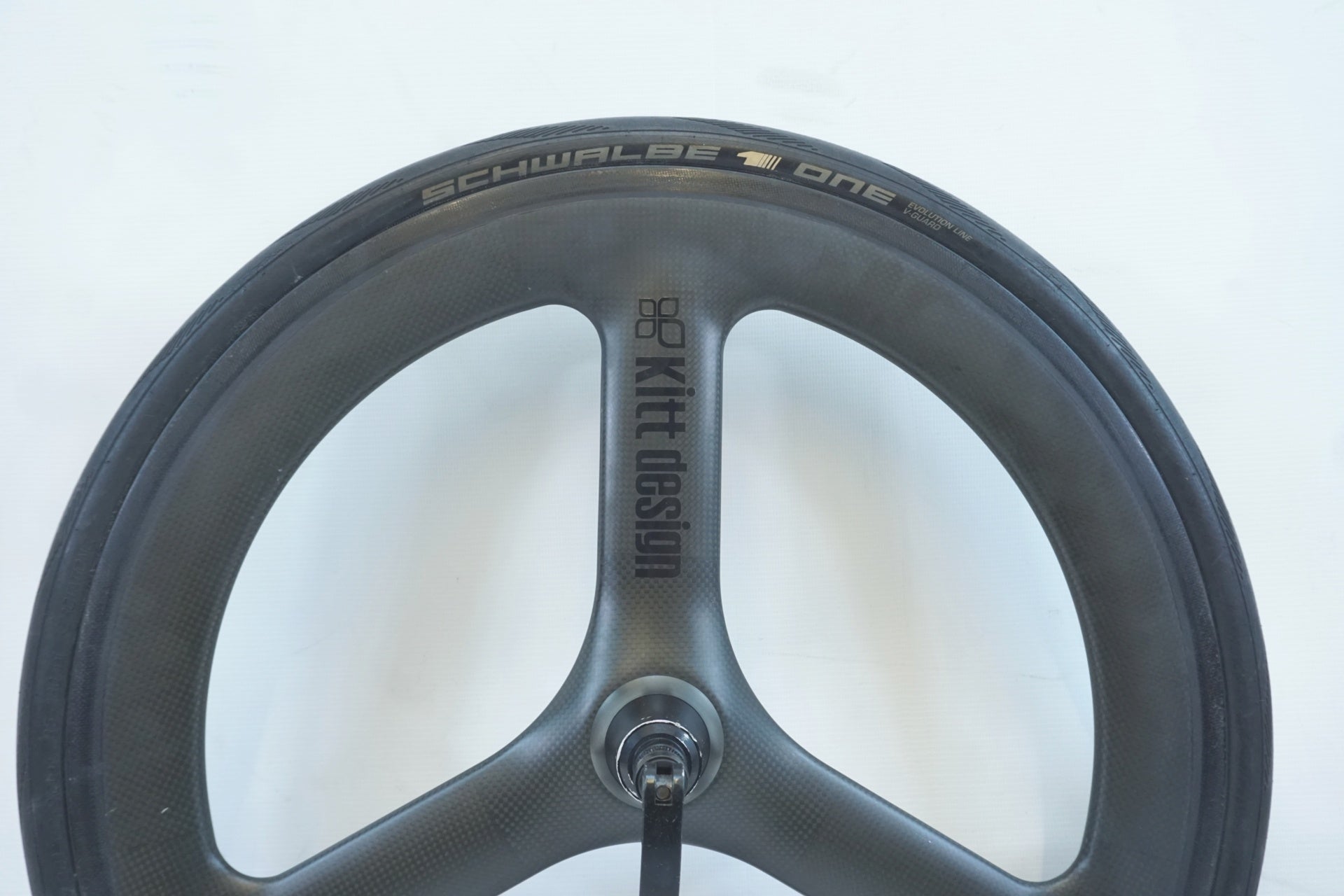 KITT DESIGN 「キット デザイン」 CARBON WHEEL シマノ 11S バトン