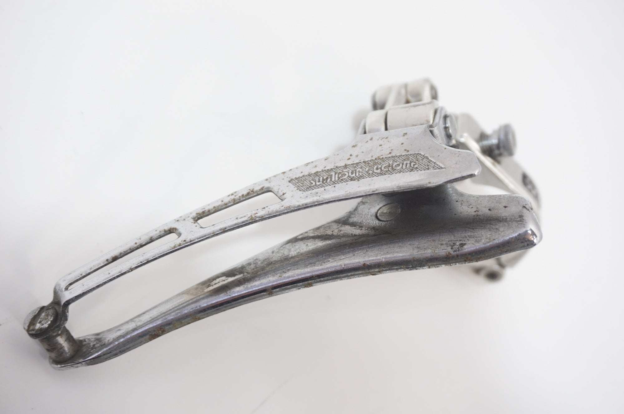 SUNTOUR 「サンツアー」 CYCLONE フロントディレイラー / 世田谷店