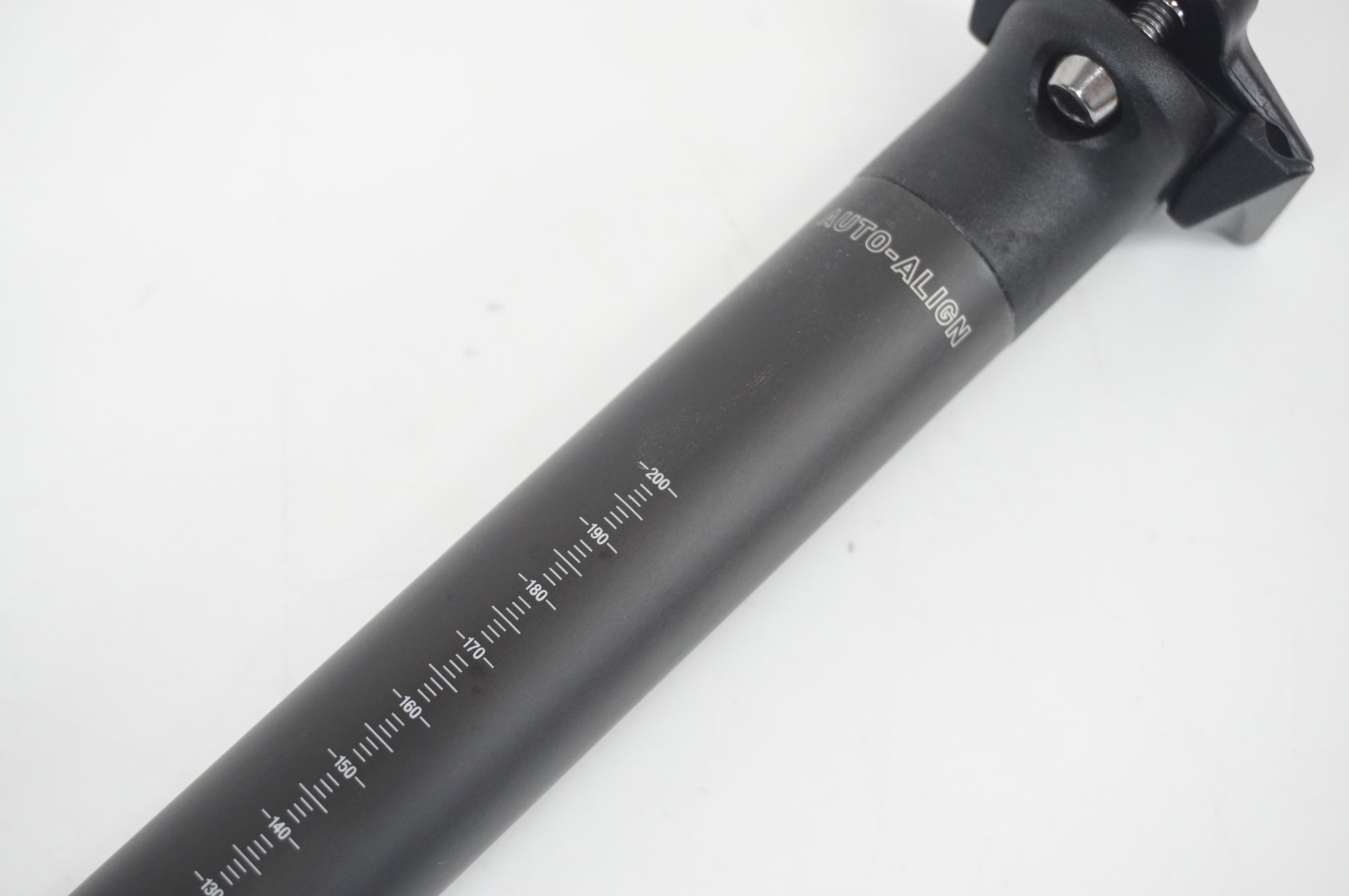 GIANT 「ジャイアント」 D-FUSE ZERO OFFSET COMPOSITE 380mm カーボンシートポスト / 大宮店