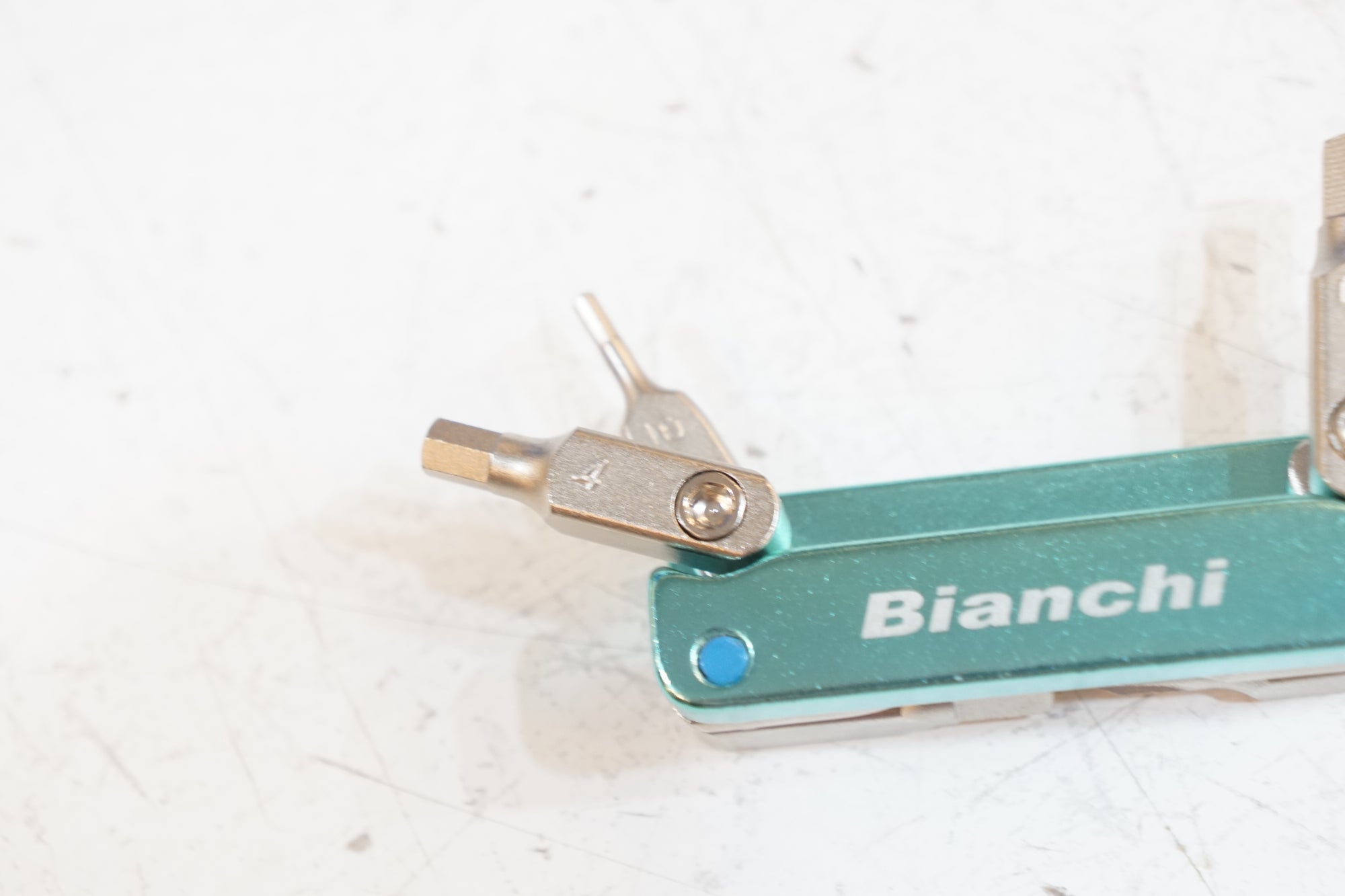 BIANCHI 「ビアンキ」 マルチツール / バイチャリ浦和ベース