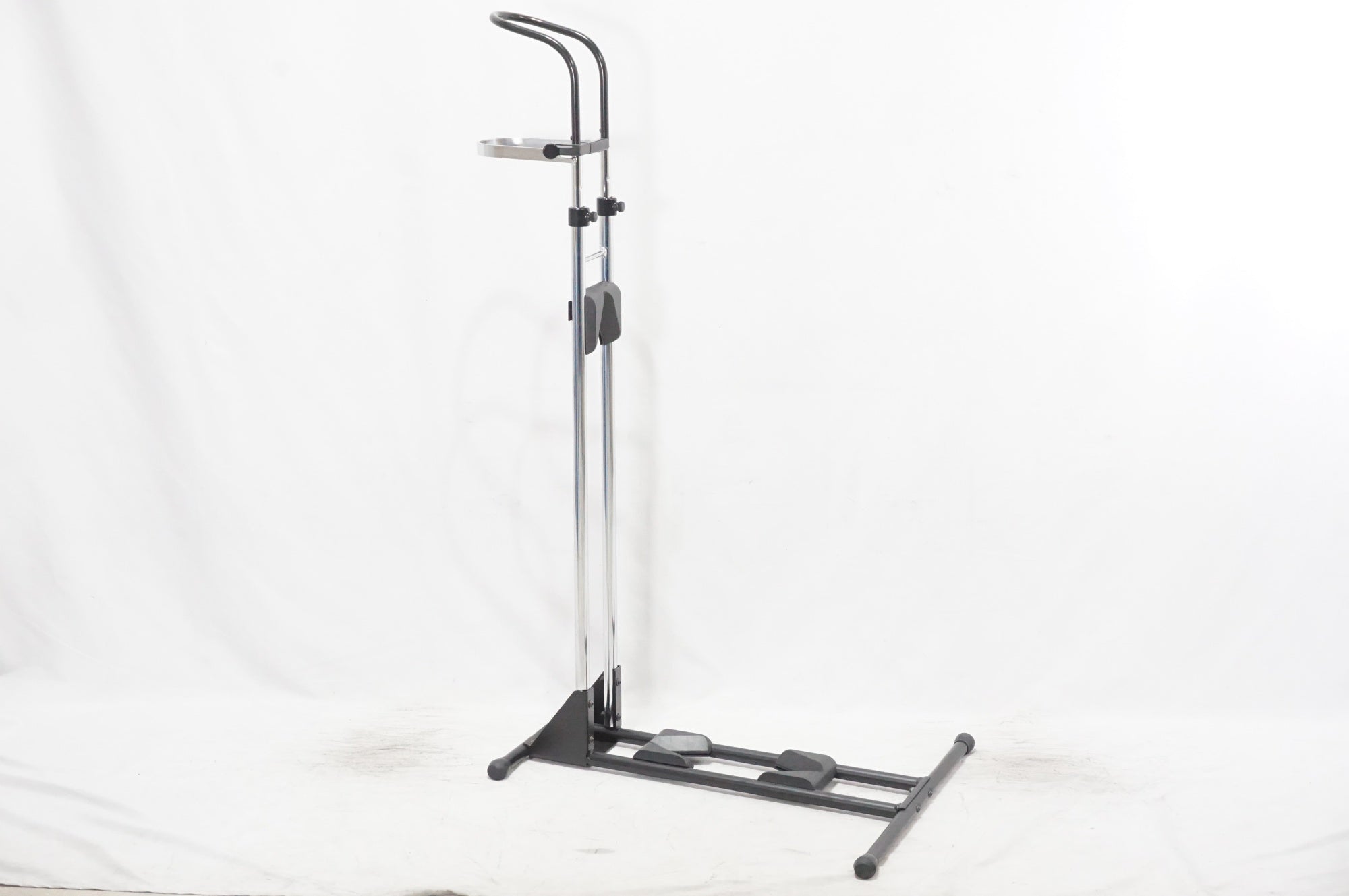 iWA 「アイダブルエー」 A01V SPECIAL ディスプレイスタンド / AKIBA店