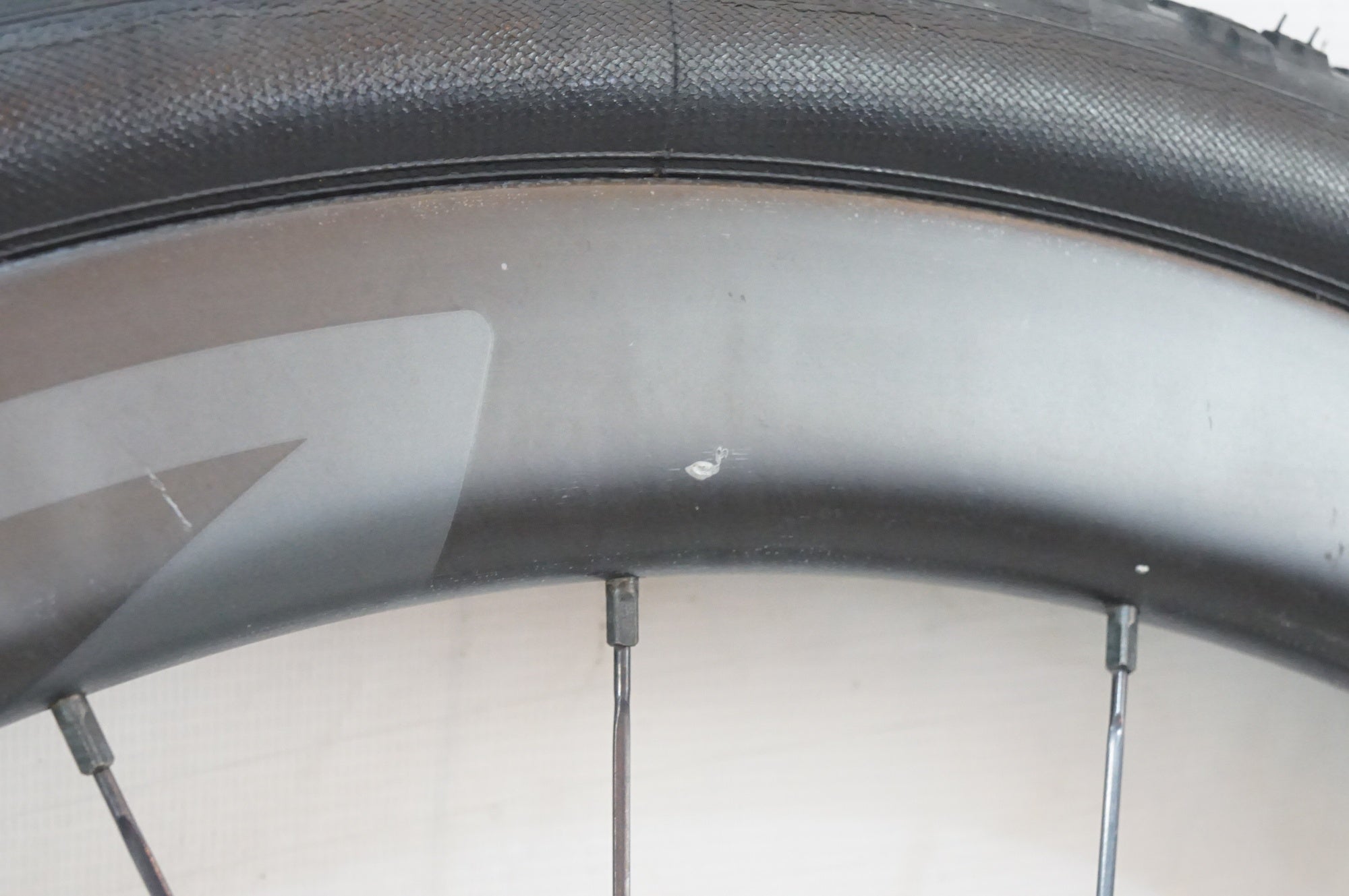 ZIPP 「ジップ」 303S TUBELESS DISC シマノ11S ホイールセット / バイチャリ浦和ベース