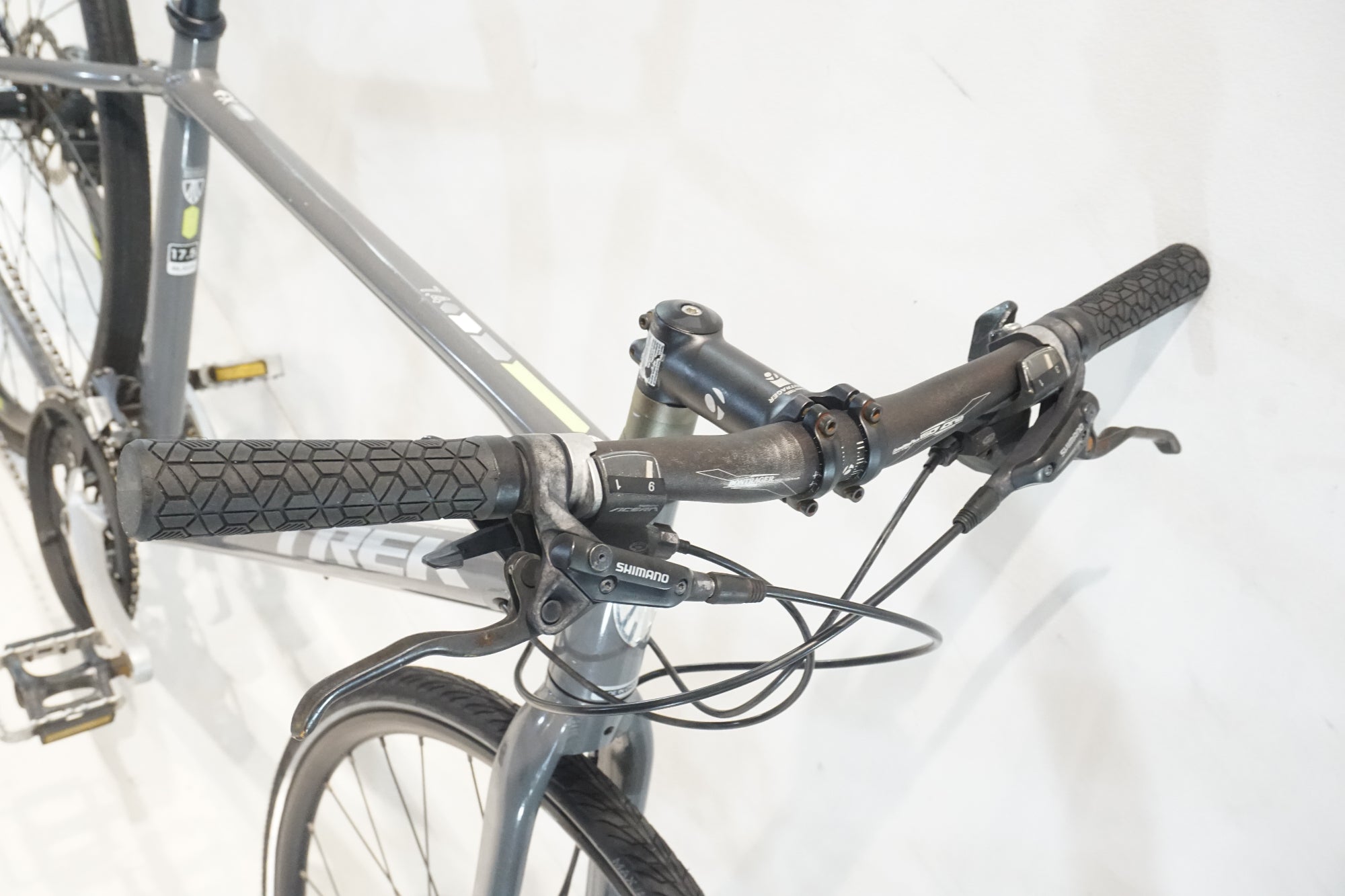 TREK 「トレック」 7.4FX DISC 2015年モデル クロスバイク / 横浜戸塚店