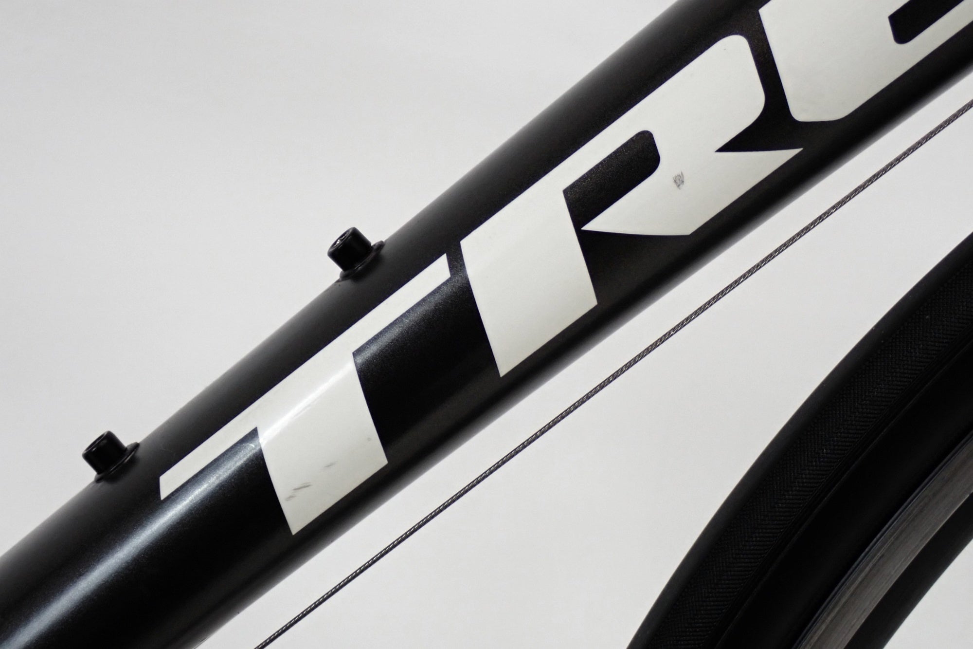 TREK 「トレック」 EMONDA ALR 2016年モデル ロードバイク / 伊勢崎店 TREK 「トレック」 EMONDA ALR 2016年モデル ロードバイク / 伊勢崎店